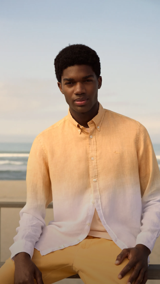 Immagine di collezione fw25 con copy che comunica i saldi pubblici