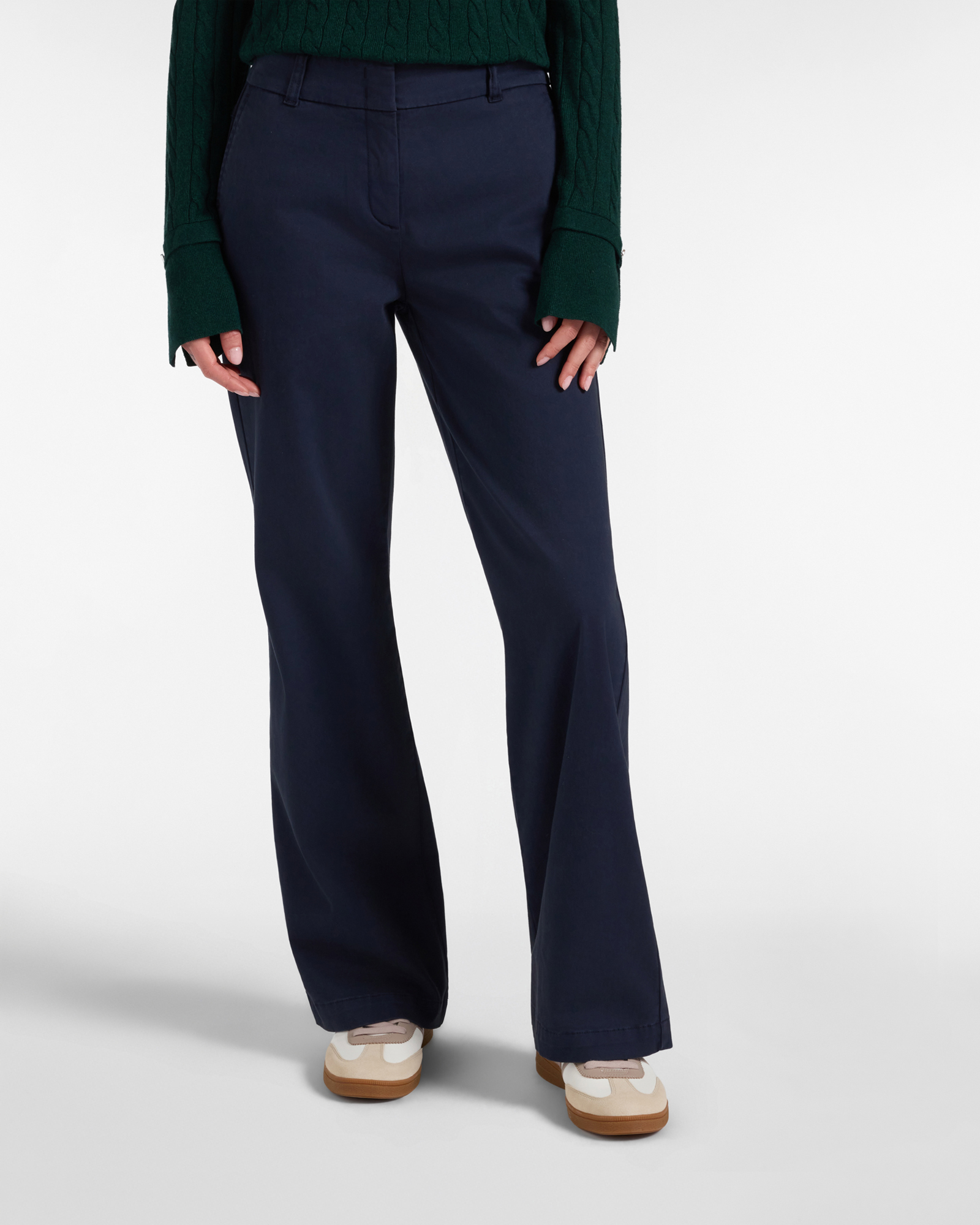 Women&rsquo;s dark blue stretch cotton chino trousers