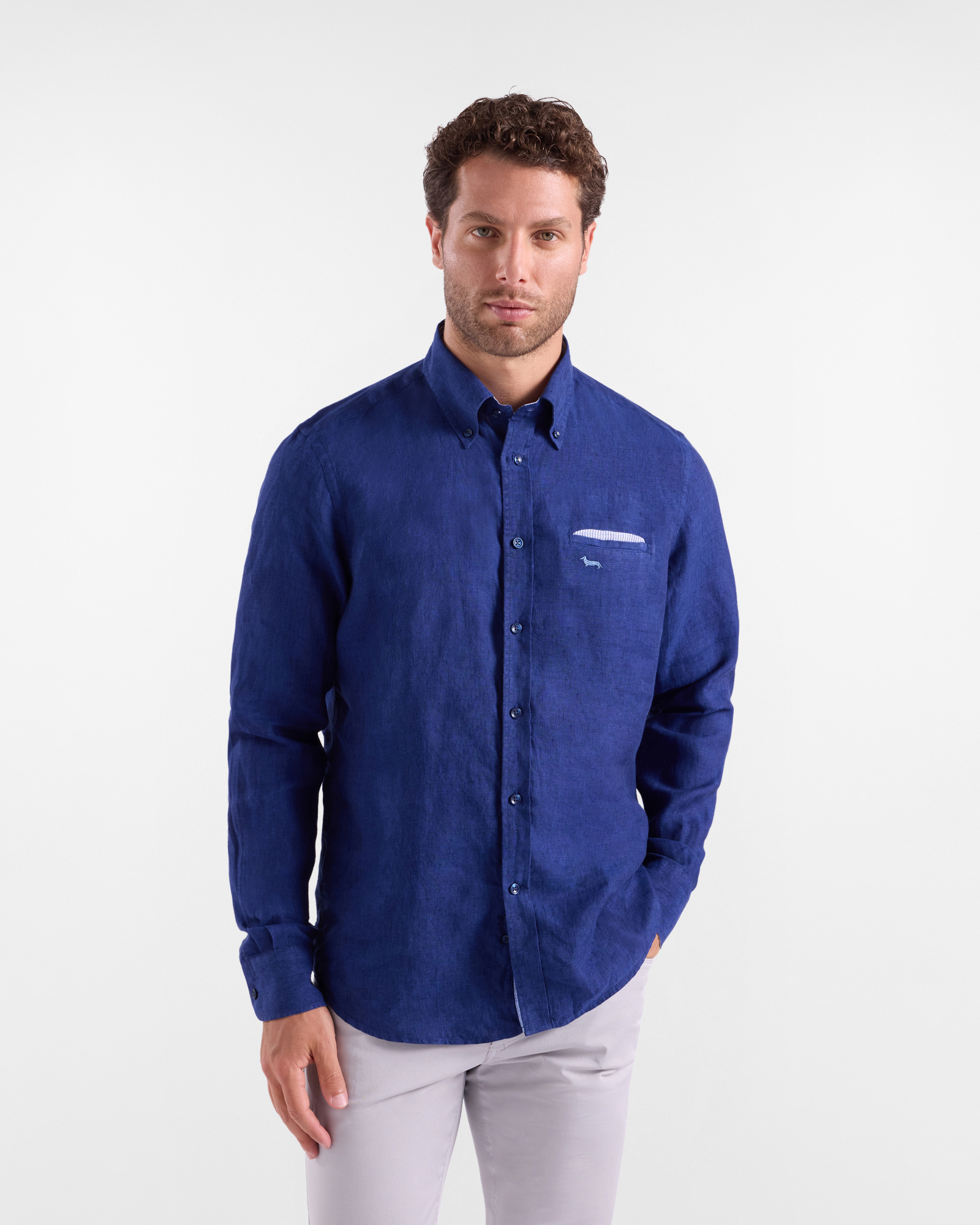 Men's linen shirt with chest pocket and pocket square