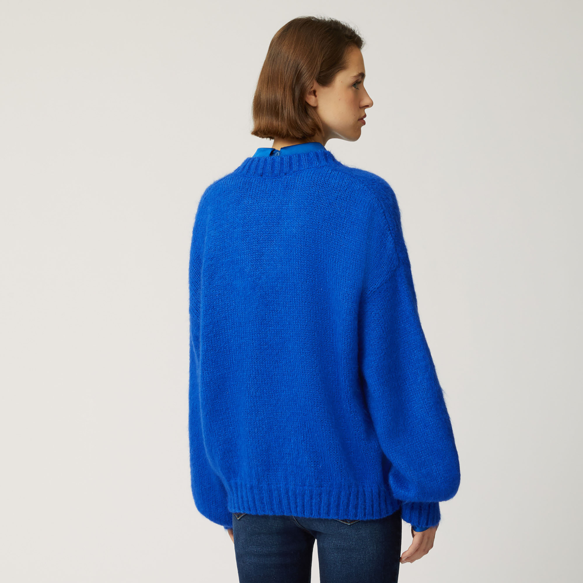V-Neck Pullover With Puffed Sleeves