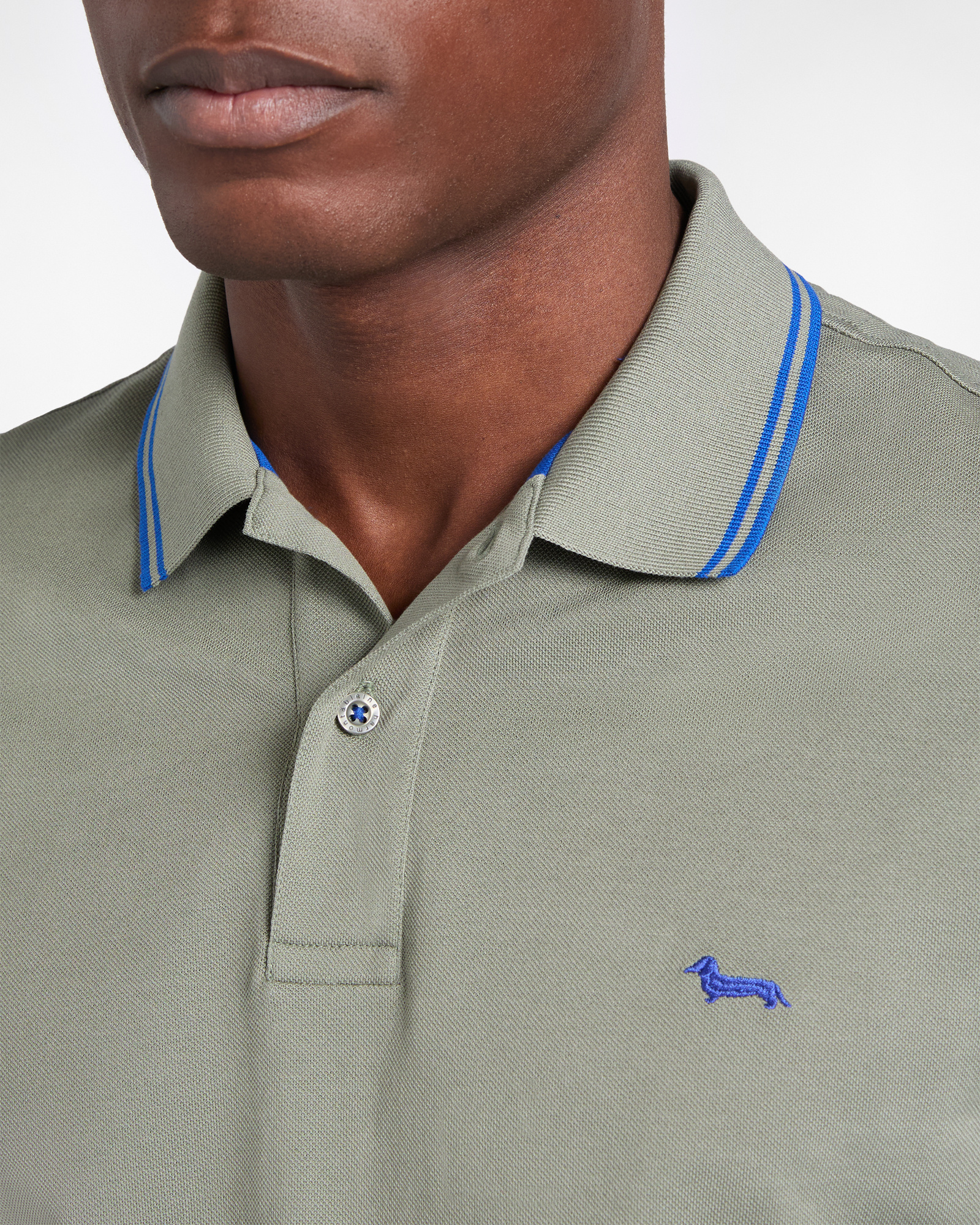 Polo de hombre con detalles de rayas en contraste, Verde, large image number 2