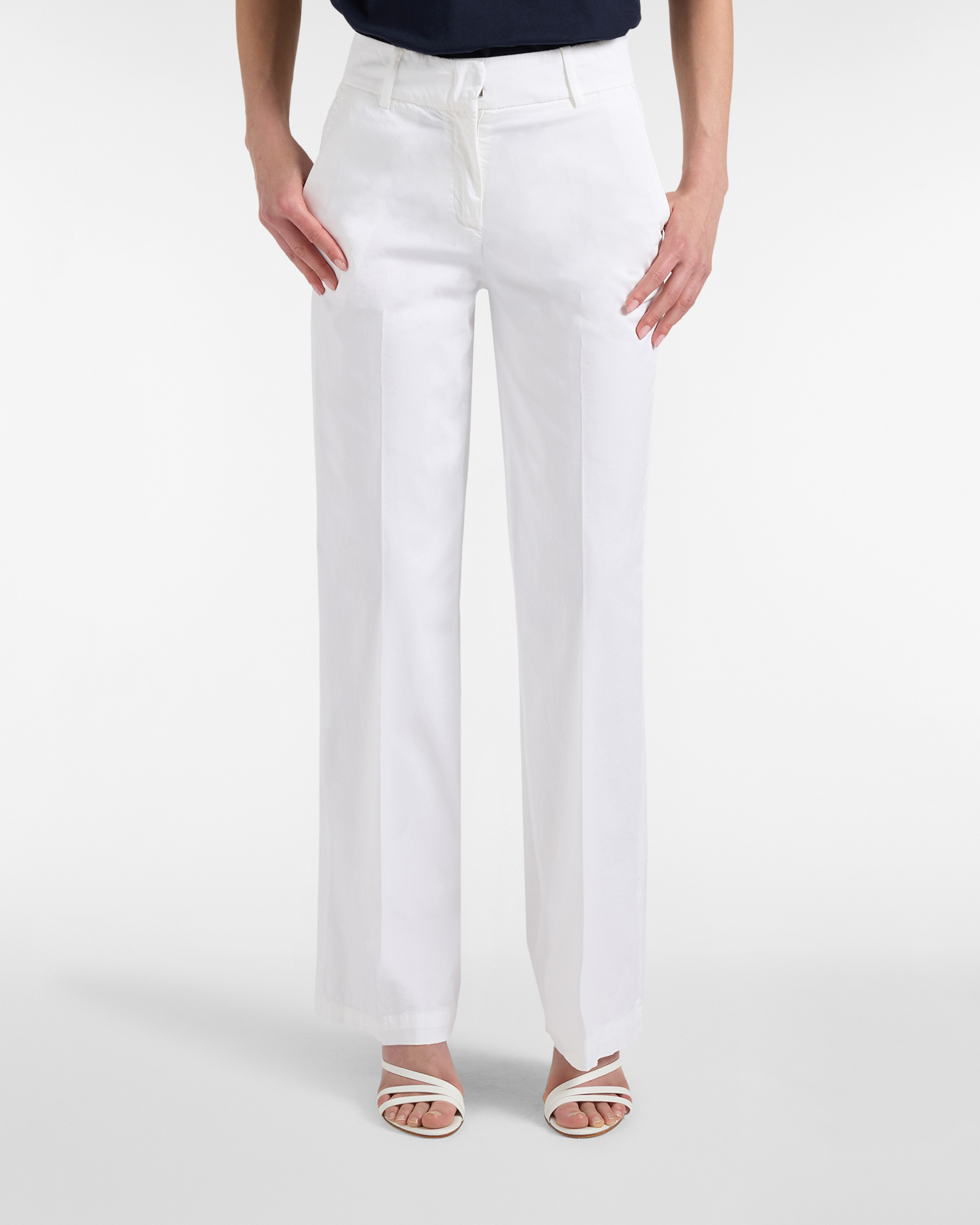 Damenhose mit hoher Taille und geradem Bein