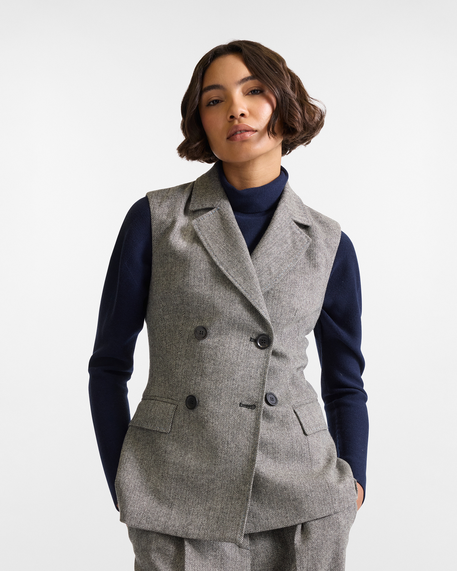 Gilet Cruzado en Lana Cápsula Artesanía a Colores