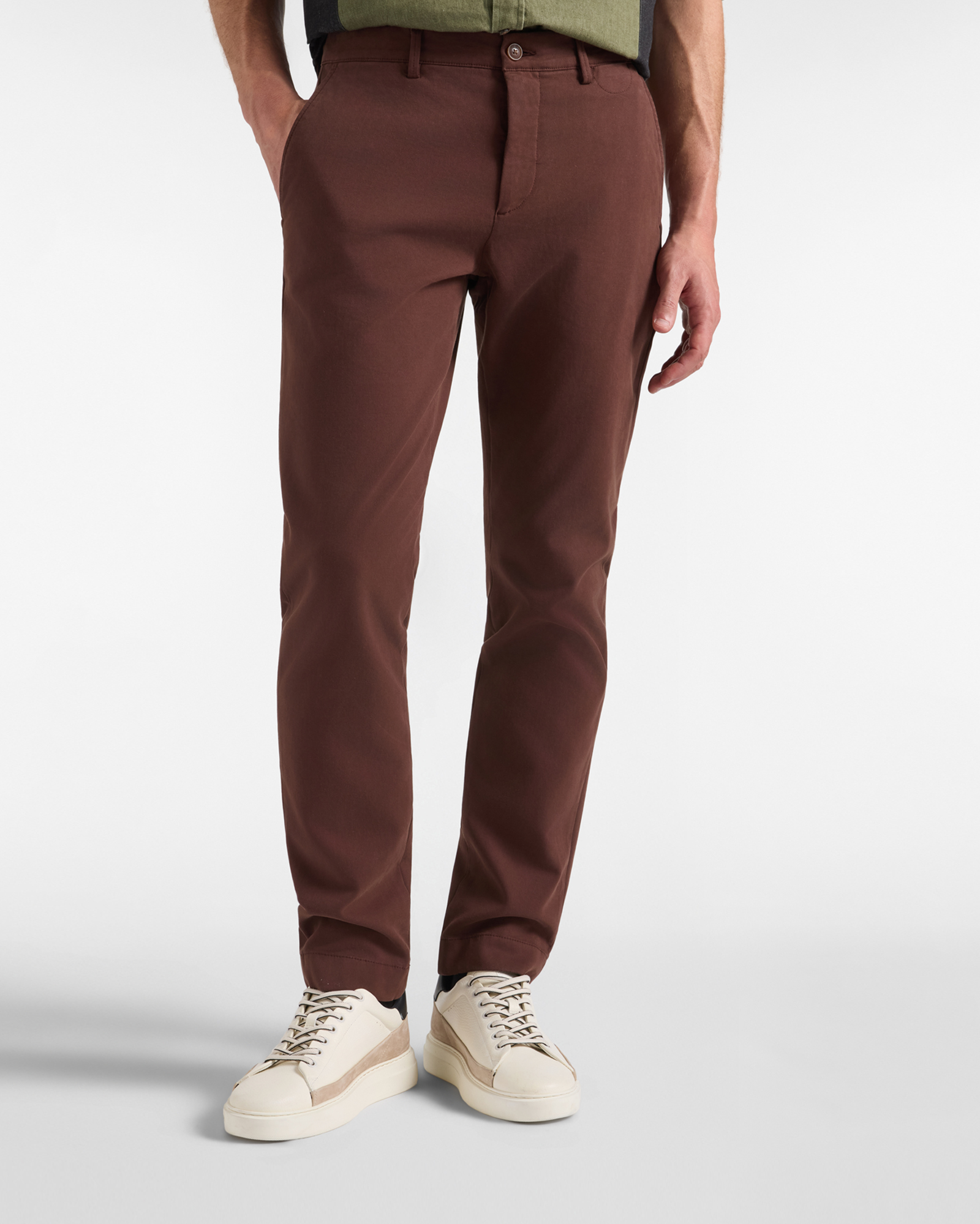 Pantalone Chino Uomo Semisartoriale in cotone stretch marrone Narrow Fit