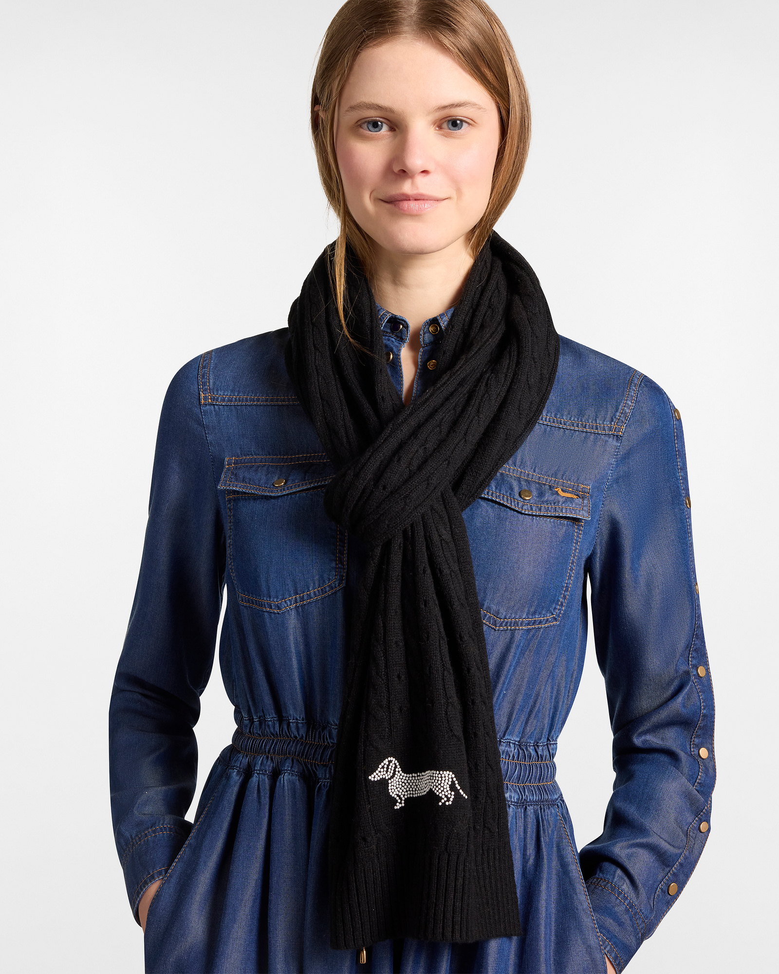 Scarf with Micro Stud Dachshund, Black, large image number 2