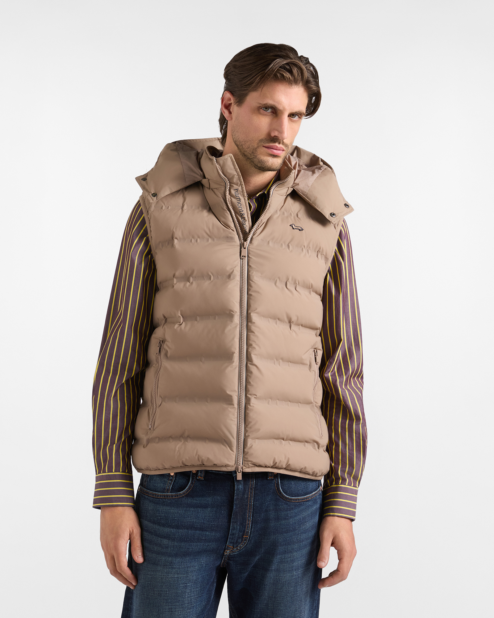 Men&rsquo;s Padded Vest in Stretch Technical Nylon, Leather Colour