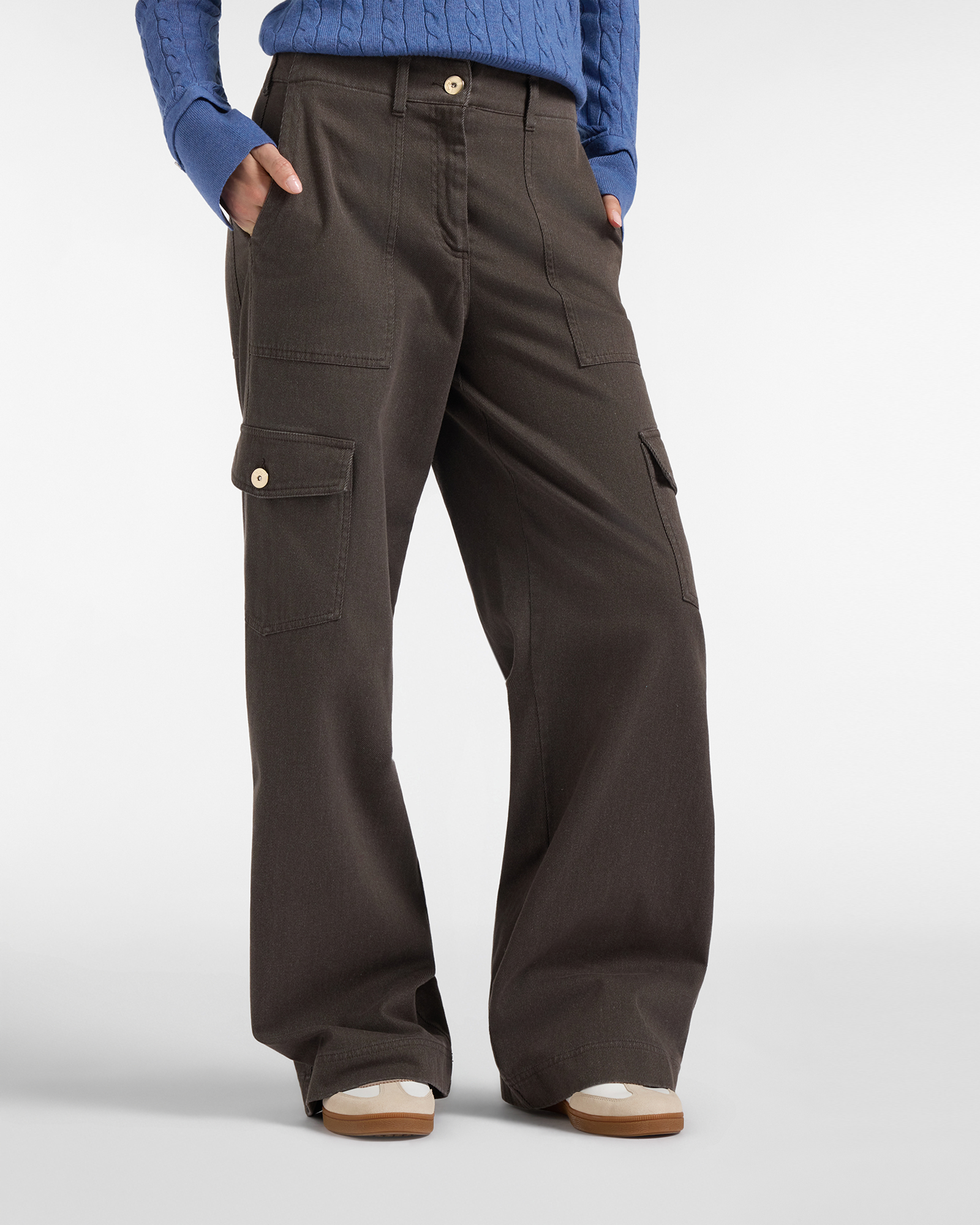Women&rsquo;s brown stretch cotton high-waisted cargo trousers