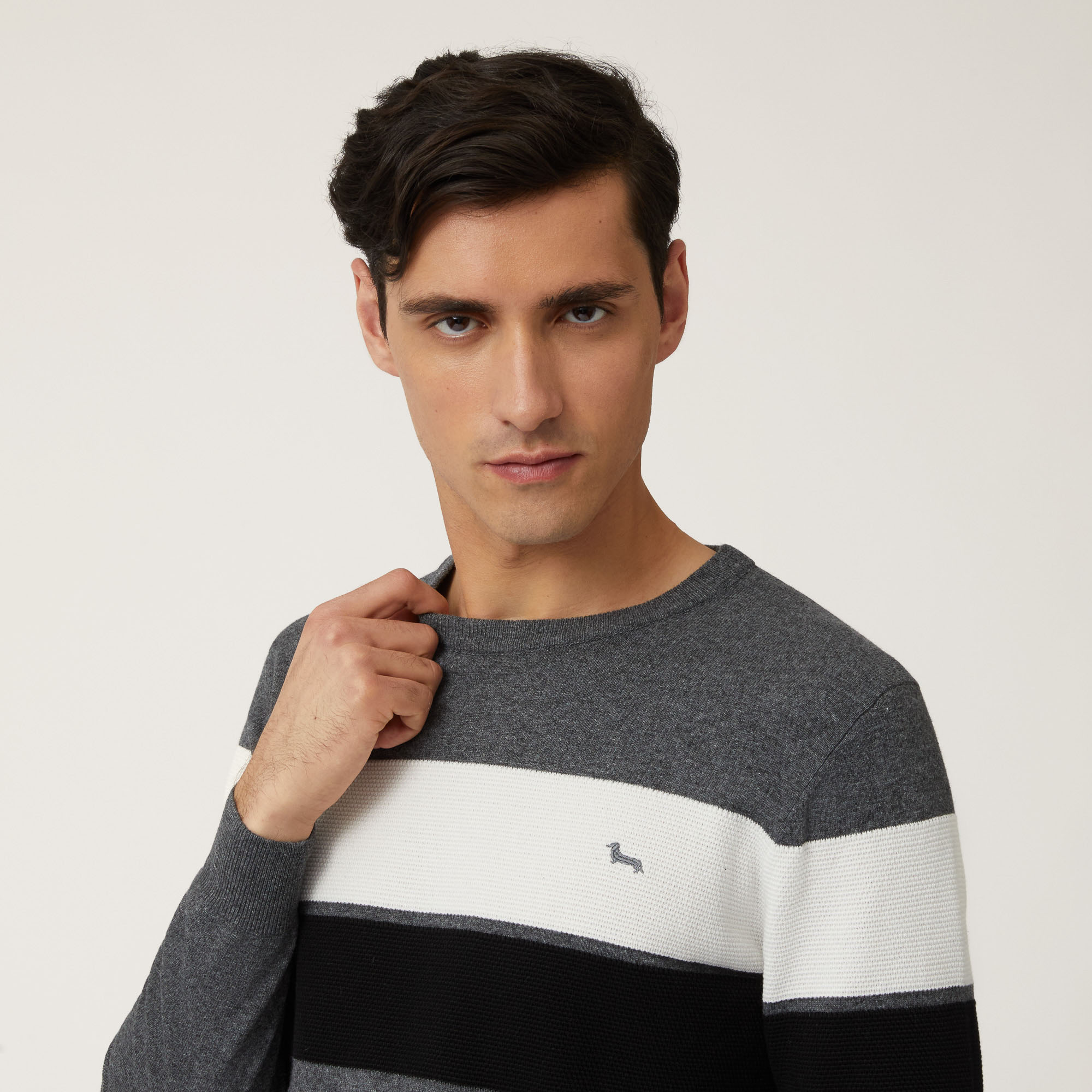 Crew-Neck Pullover With Color-Block Bands, Gray, large image number 2