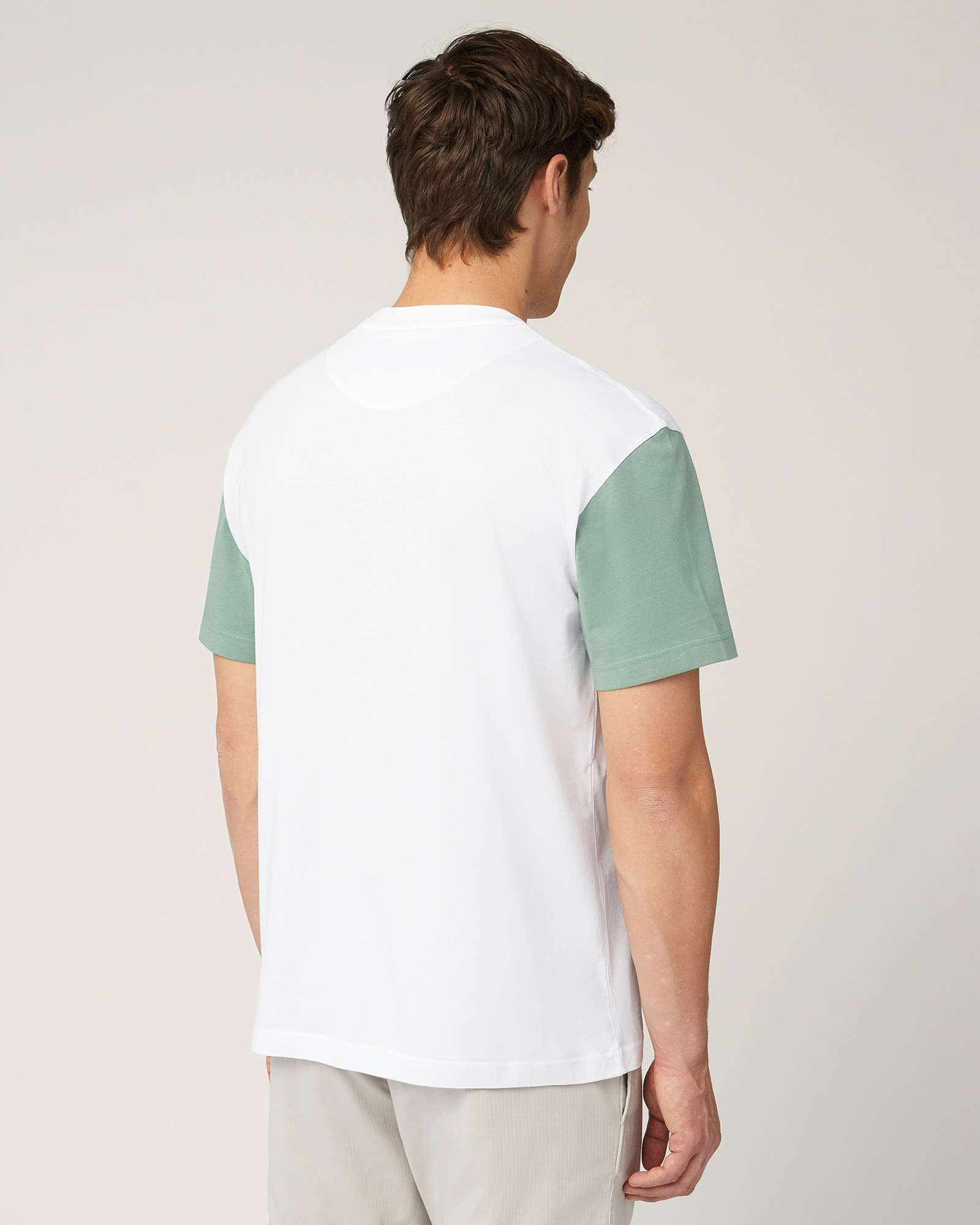 T-Shirt Con Contrasti