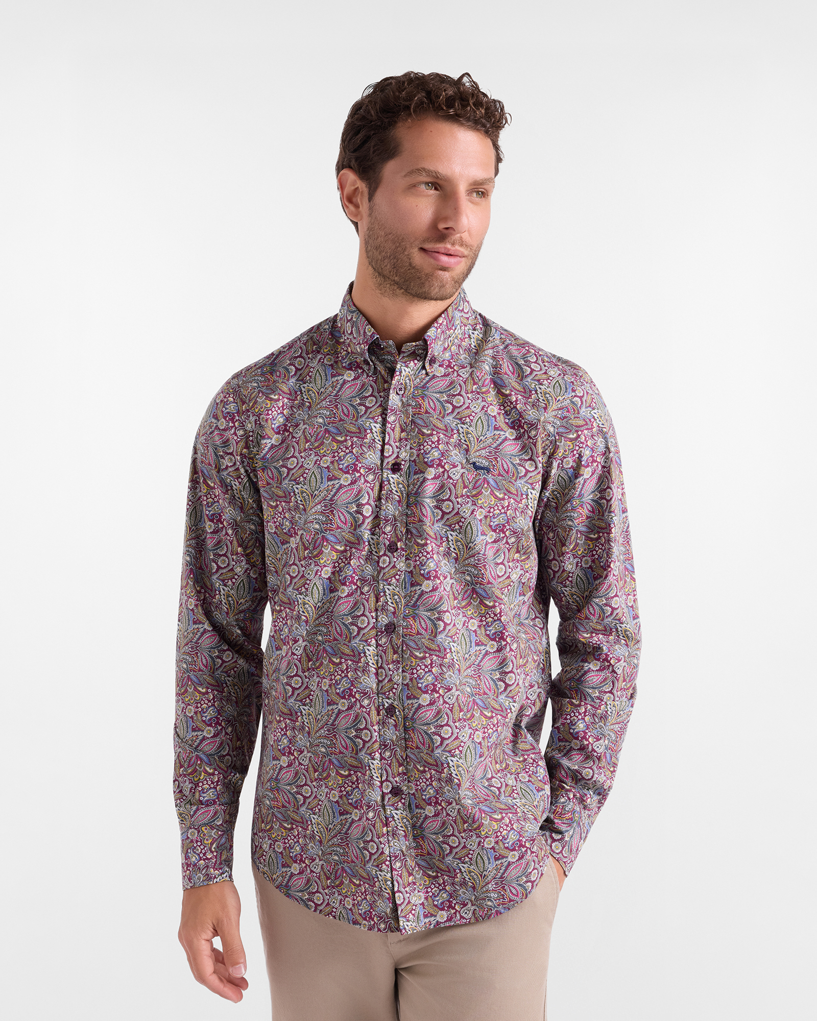 Men's regular-fit cyclamen poplin shirt with paisley print