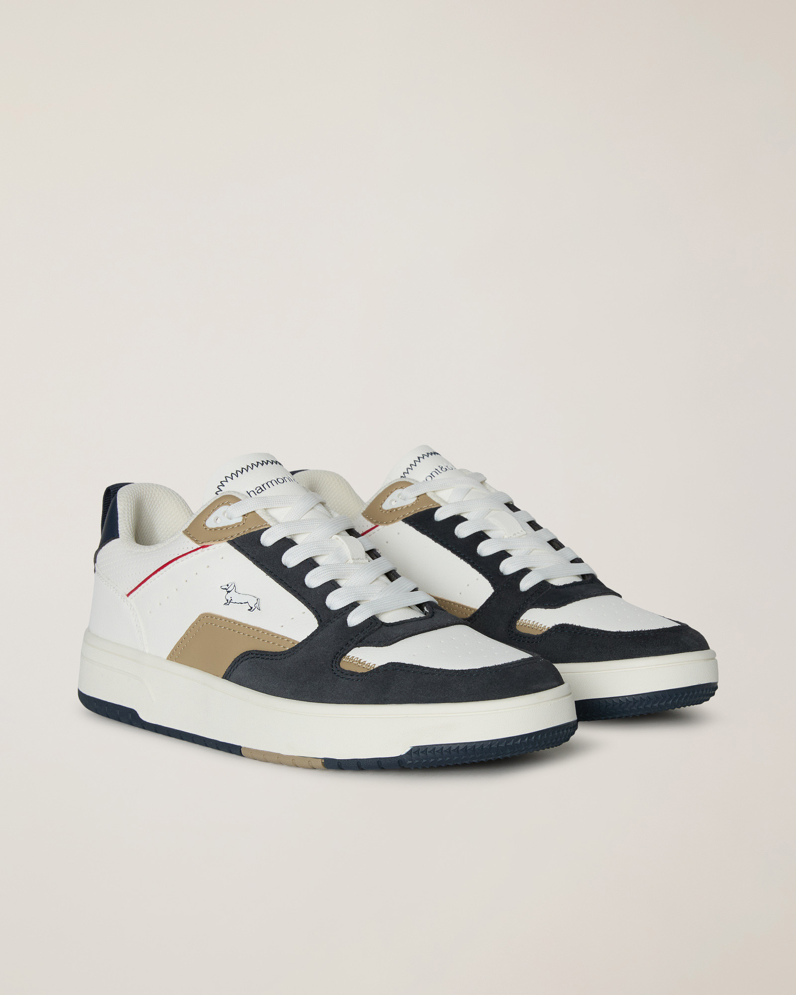 Sneaker Mix Di Materiali