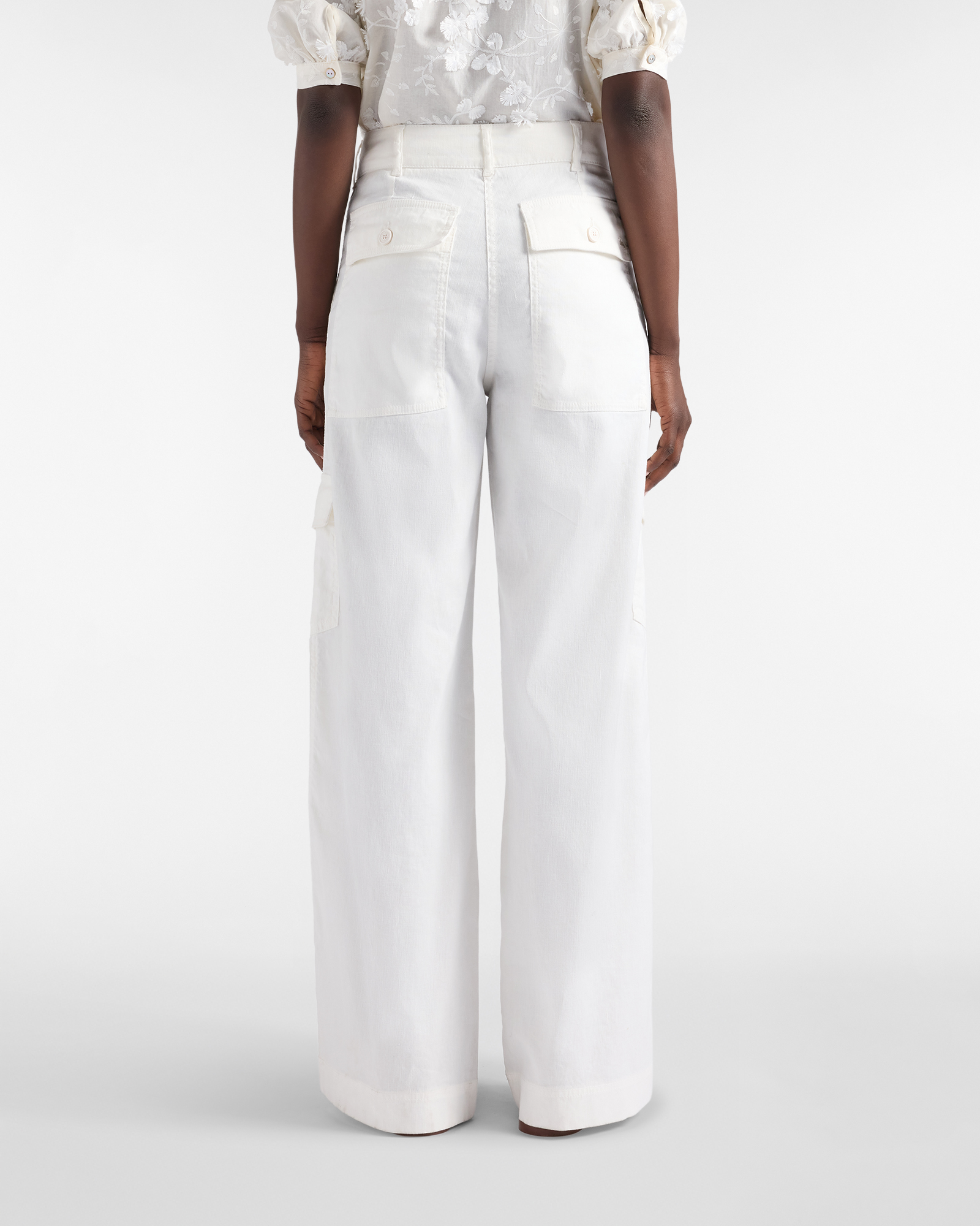 Women&rsquo;s wide leg cargo pants