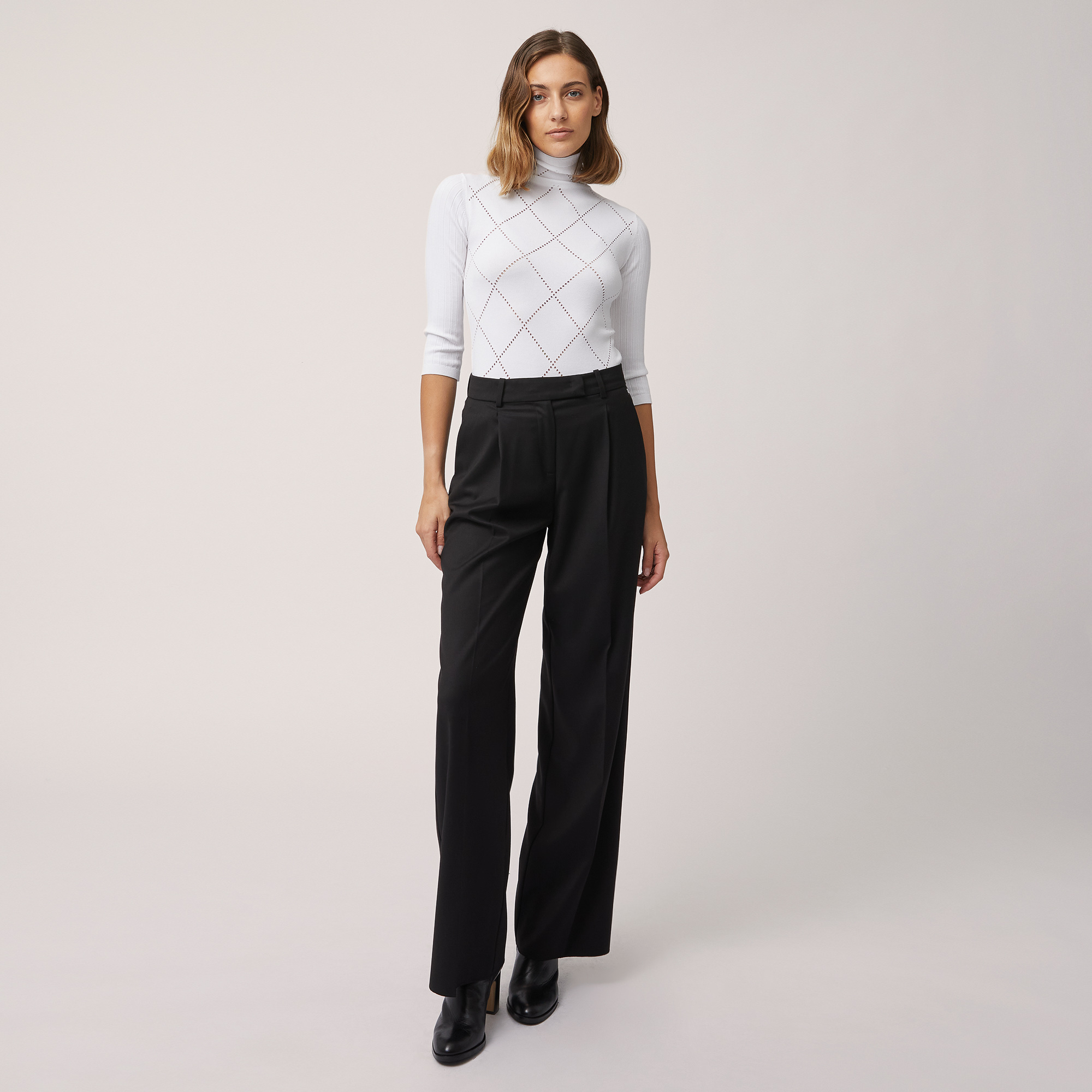 Pants with Pleats: Luxury italian Trousers and Skirts
