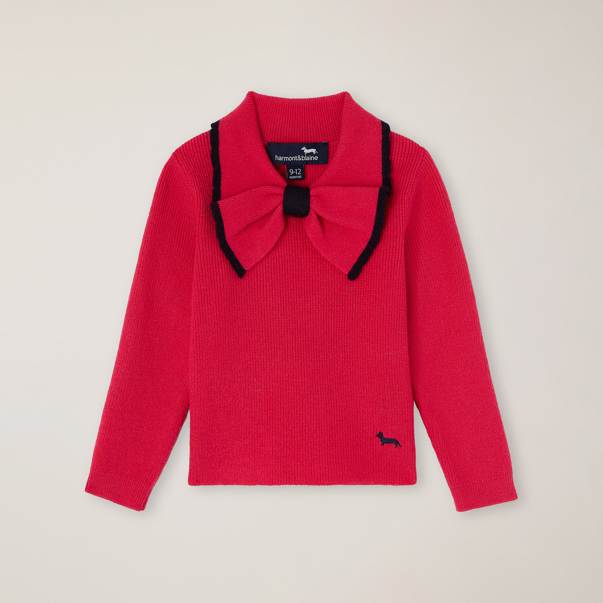 Crew neck with bow collar