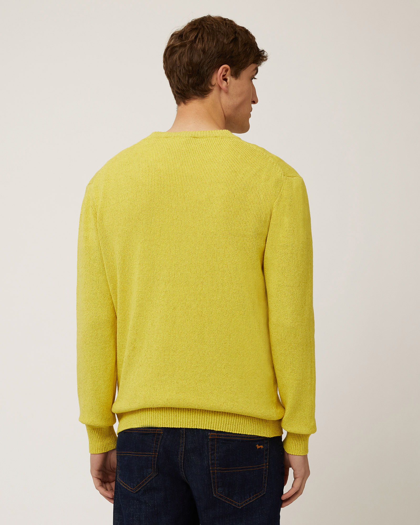 V-Neck Pullover