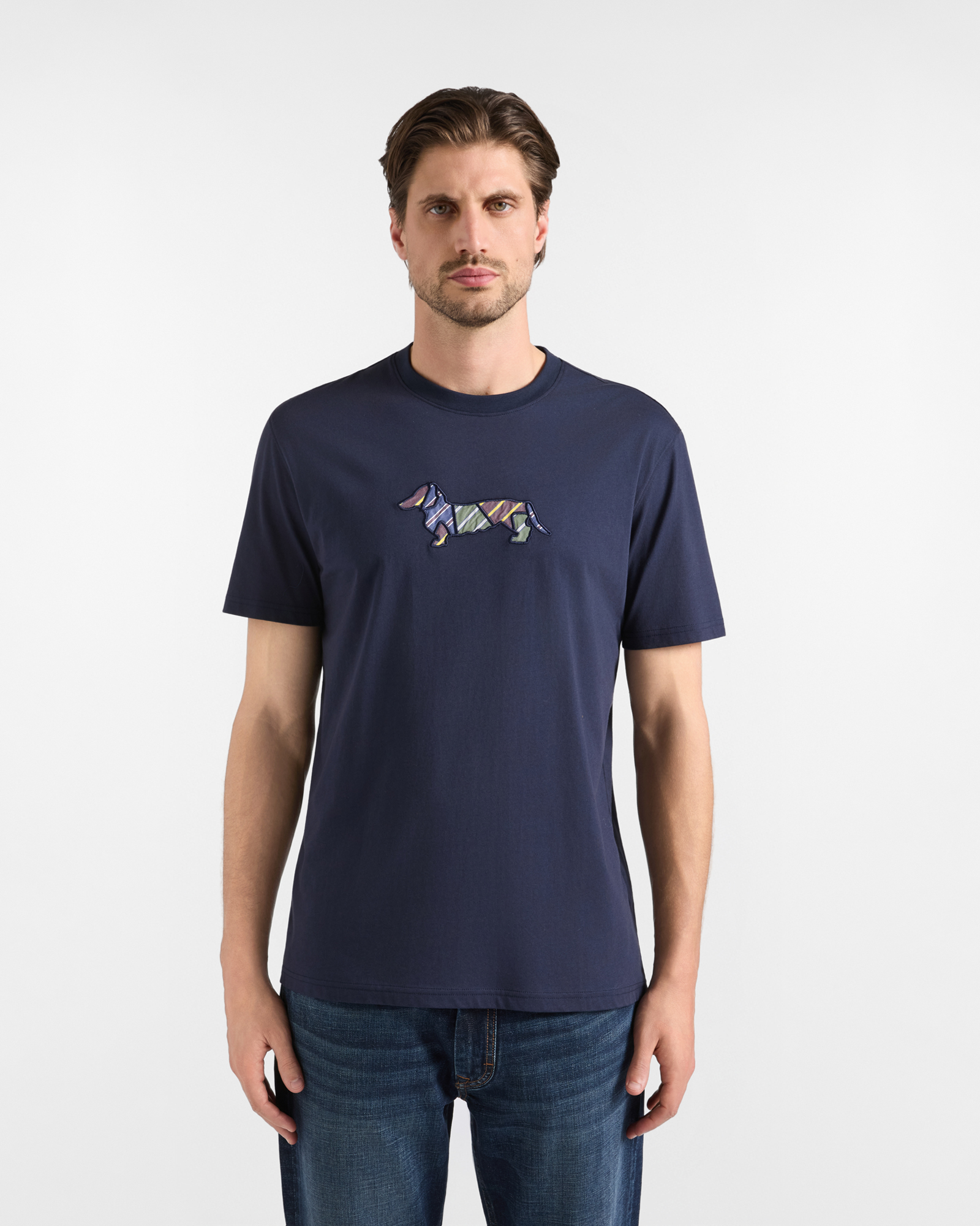 Camiseta de hombre en 100 % puro algod&oacute;n azul con perro salchicha bordado y corte regular