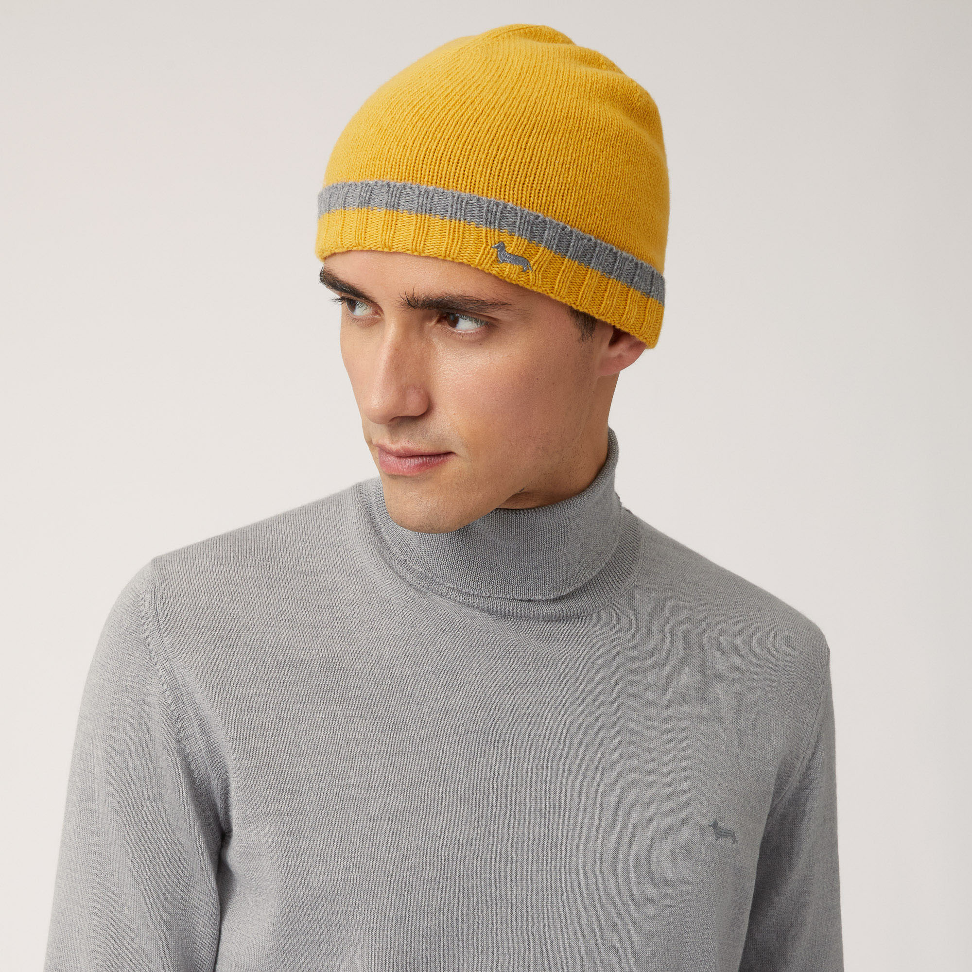 Short Cashmere-Blend Beanie With Embroidered Dachshund, Gold, large