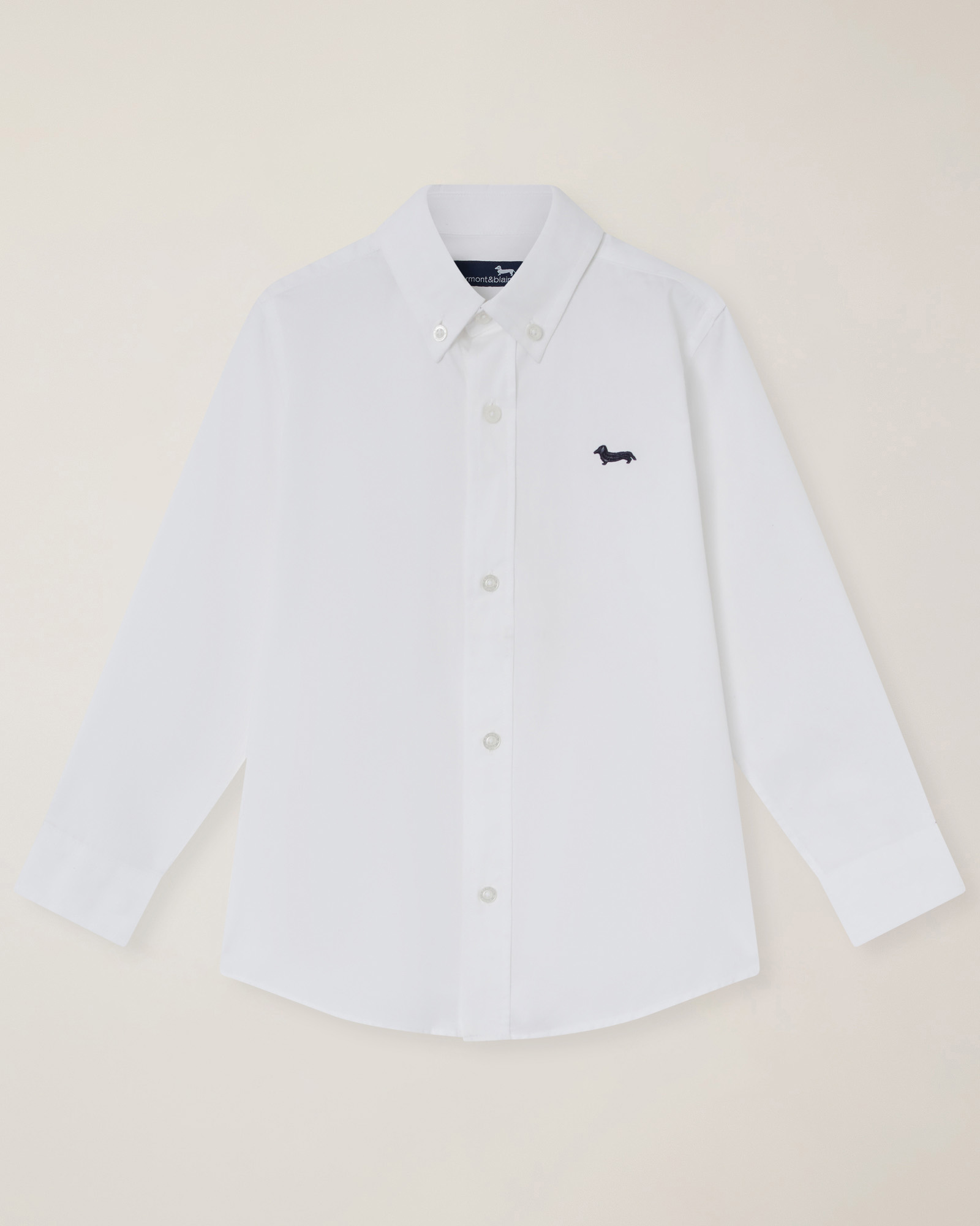 Solid-color shirt with button-down collar