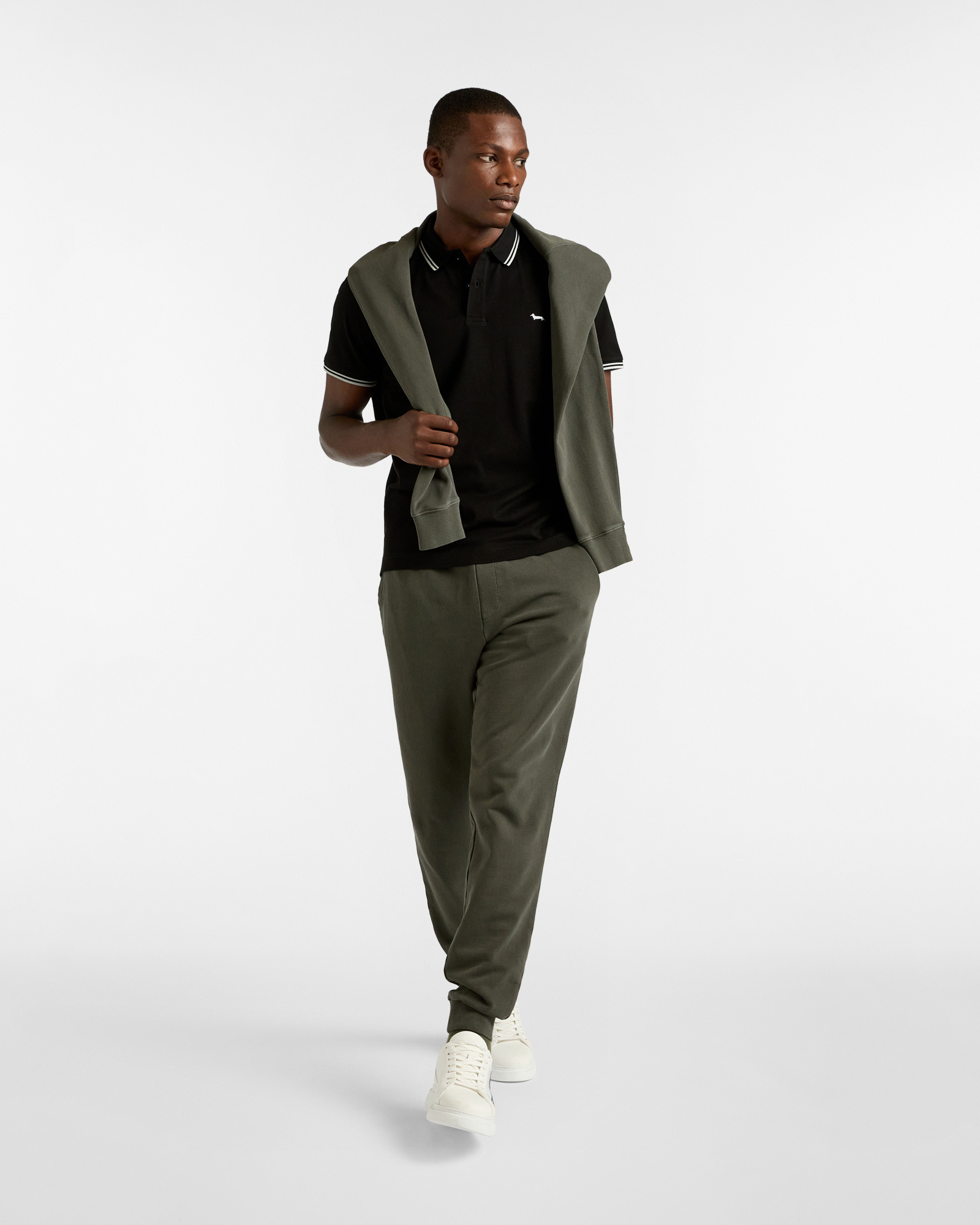 Essentials polo shirt in plain coloured cotton, Black, large image number 3