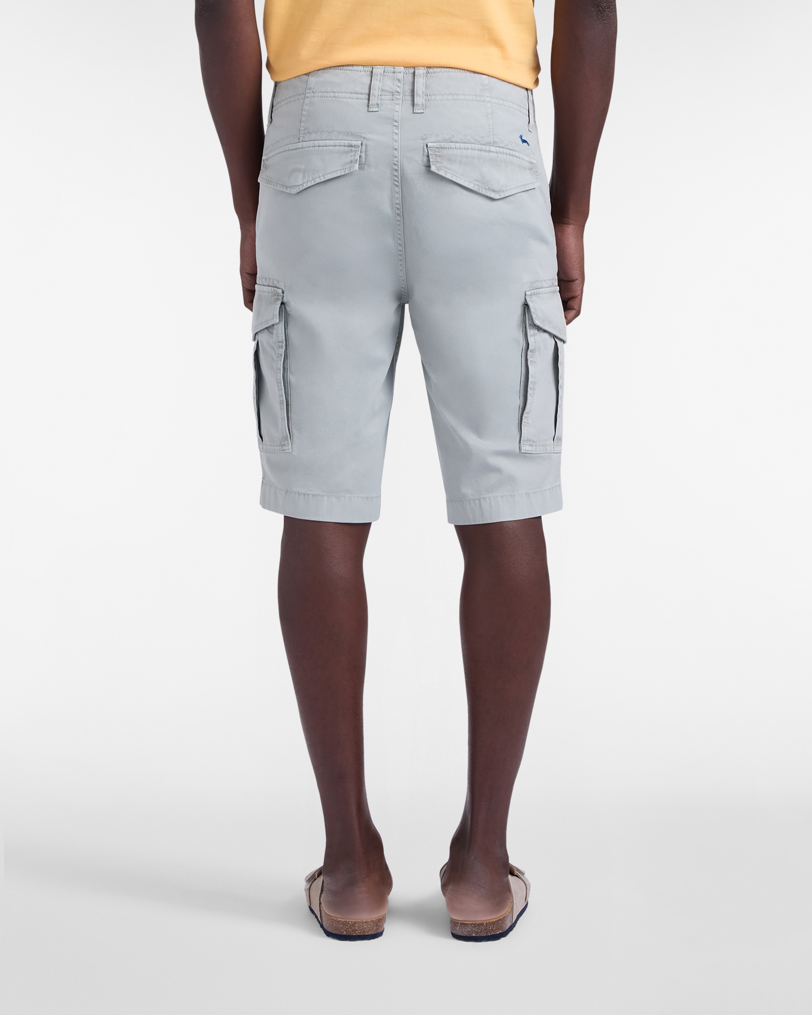Men's cargo-style Bermuda shorts