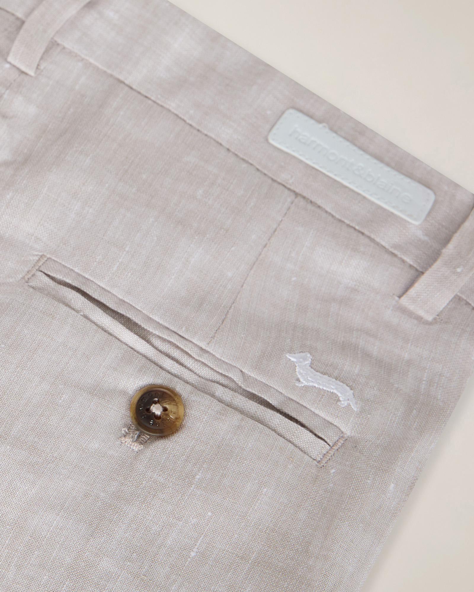 Linen bermuda shorts with slash pocket, Ecru, large image number 2