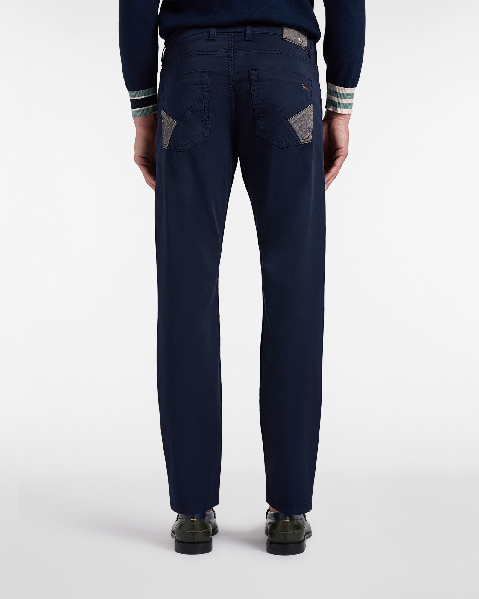 Five-pocket trousers with personalization