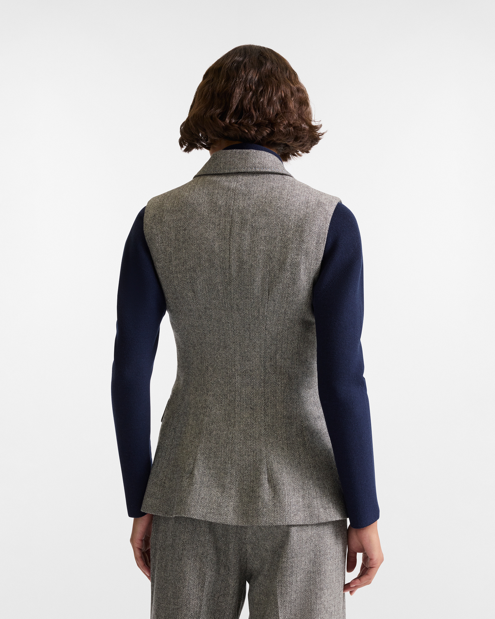 Gilet Cruzado en Lana Cápsula Artesanía a Colores