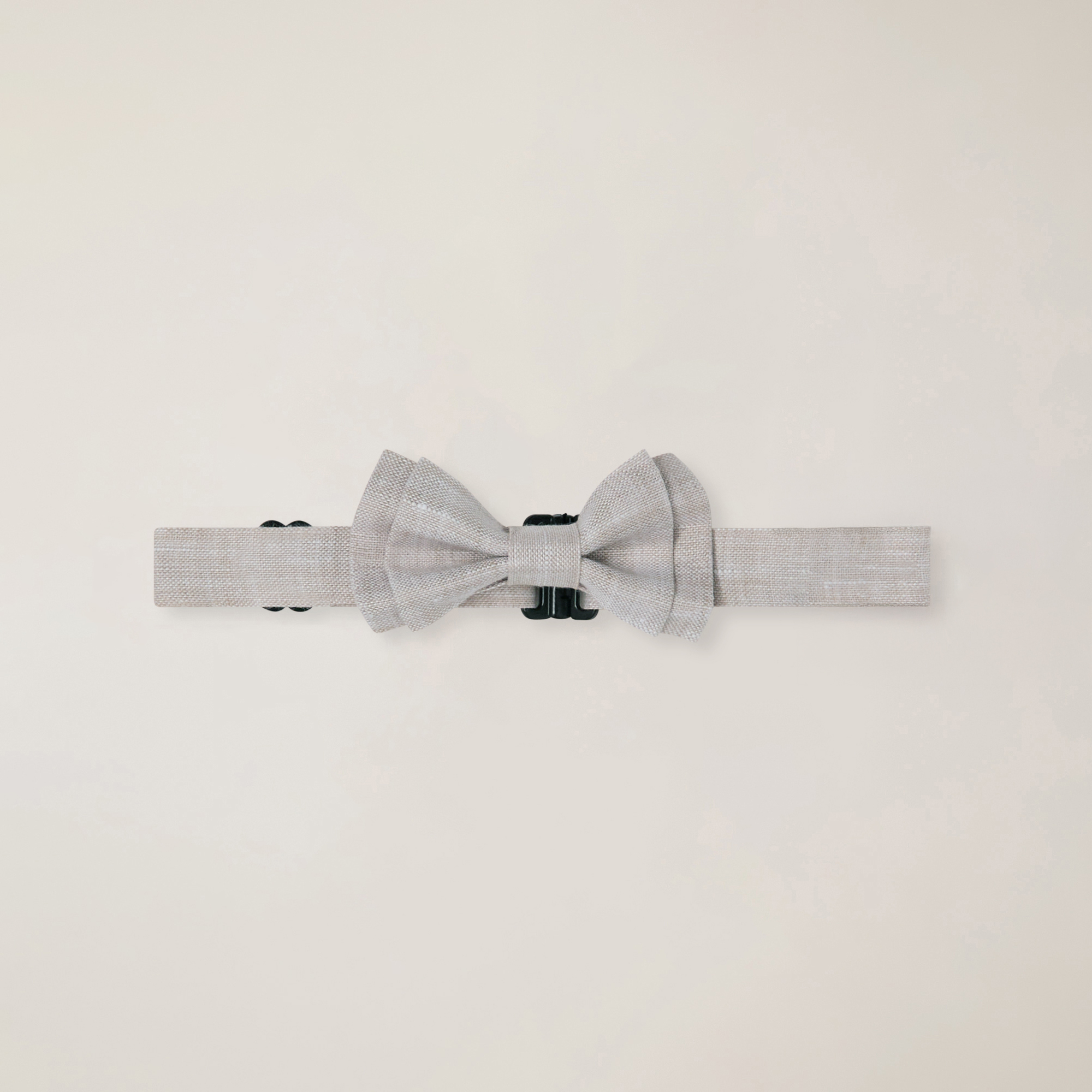 Linen bow tie