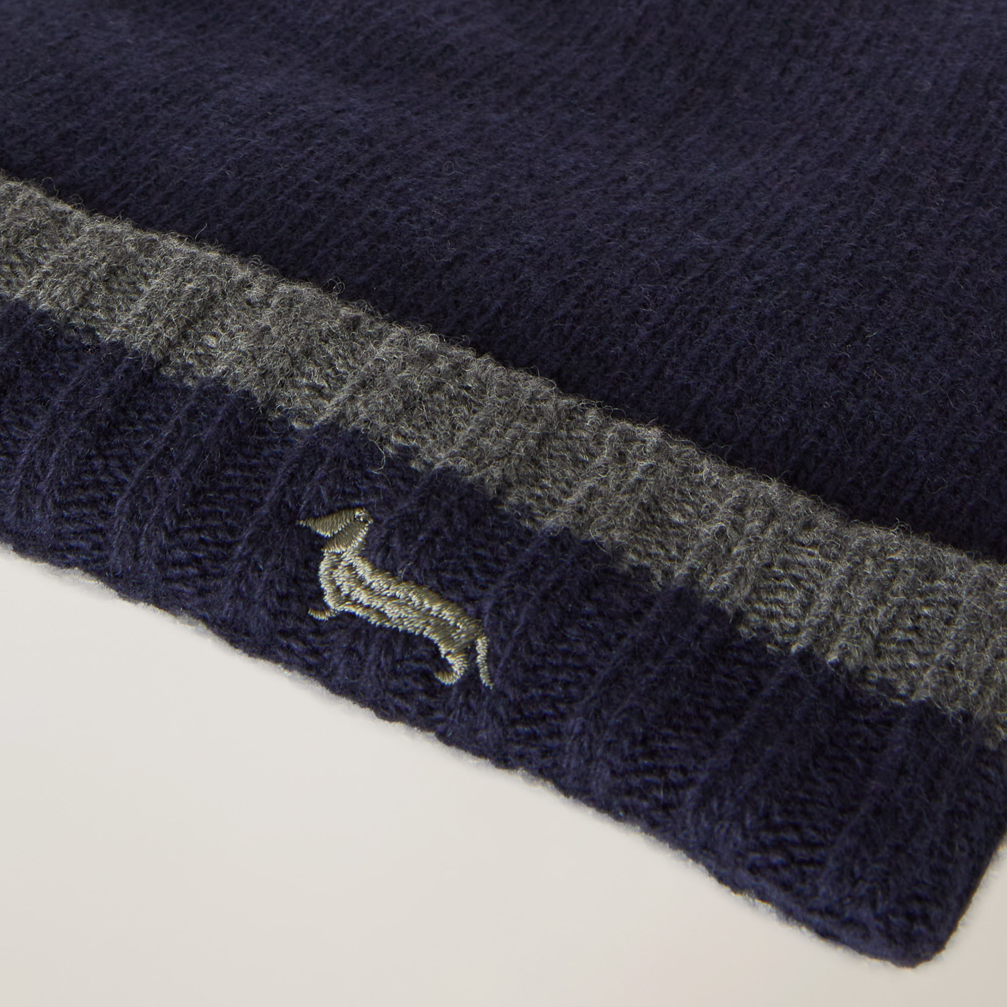 Berretto Corto In Misto Cashmere Con Ricamo Bassotto, Blu Chiaro, large image number 1