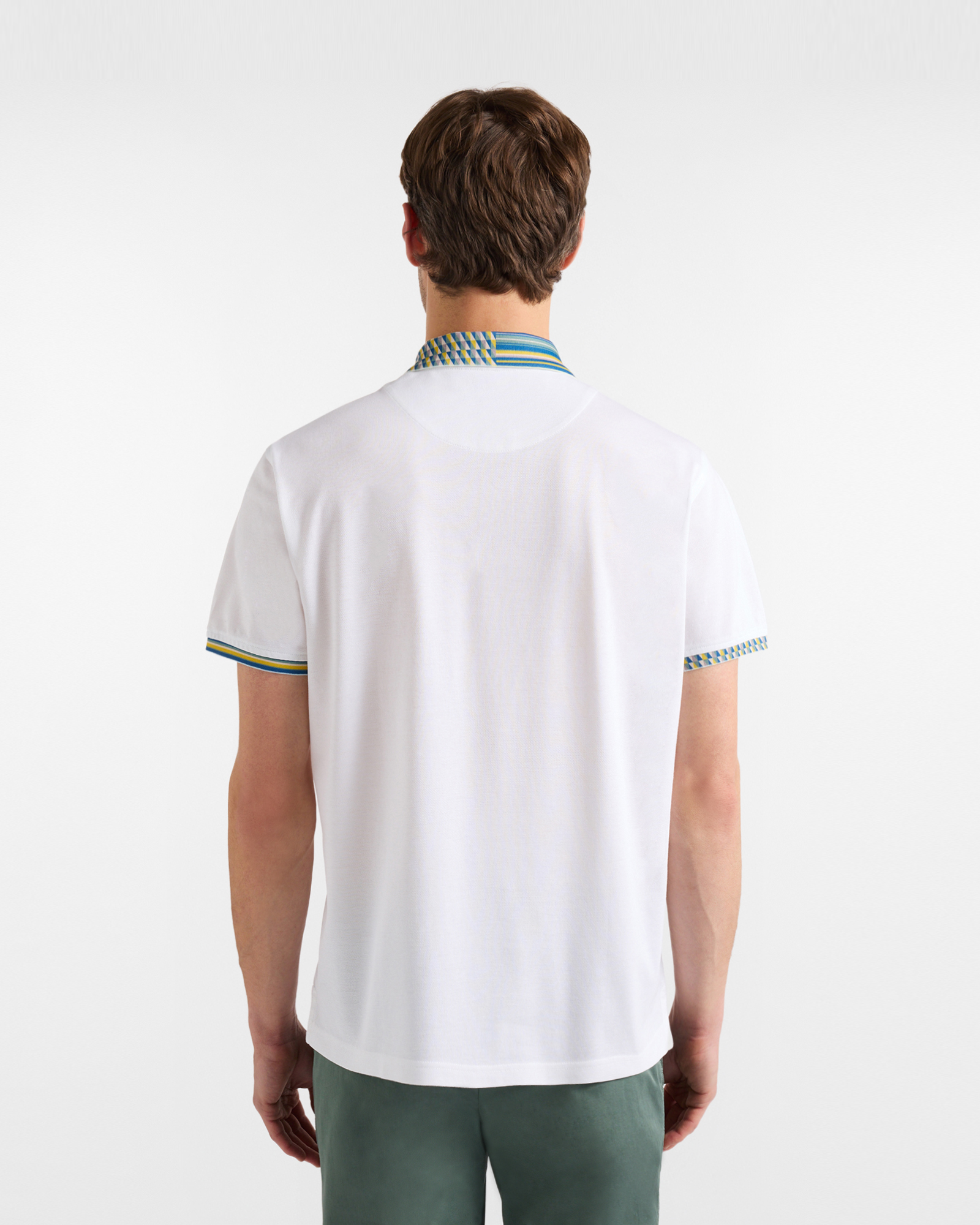 Polo shirt with printed collar