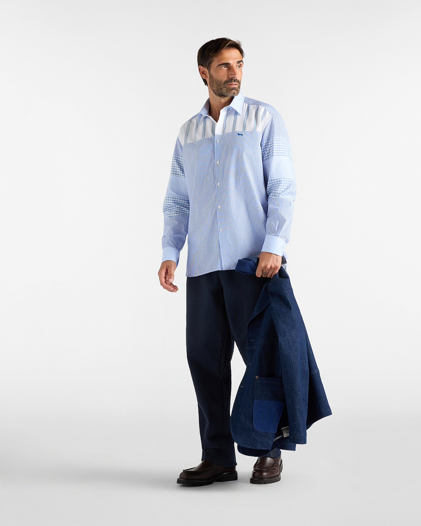 Camisa de hombre redise&ntilde;ada en puro algod&oacute;n de la colecci&oacute;n c&aacute;psula Re-Loved, fabricada en Italia, AZUL CLARO, large
