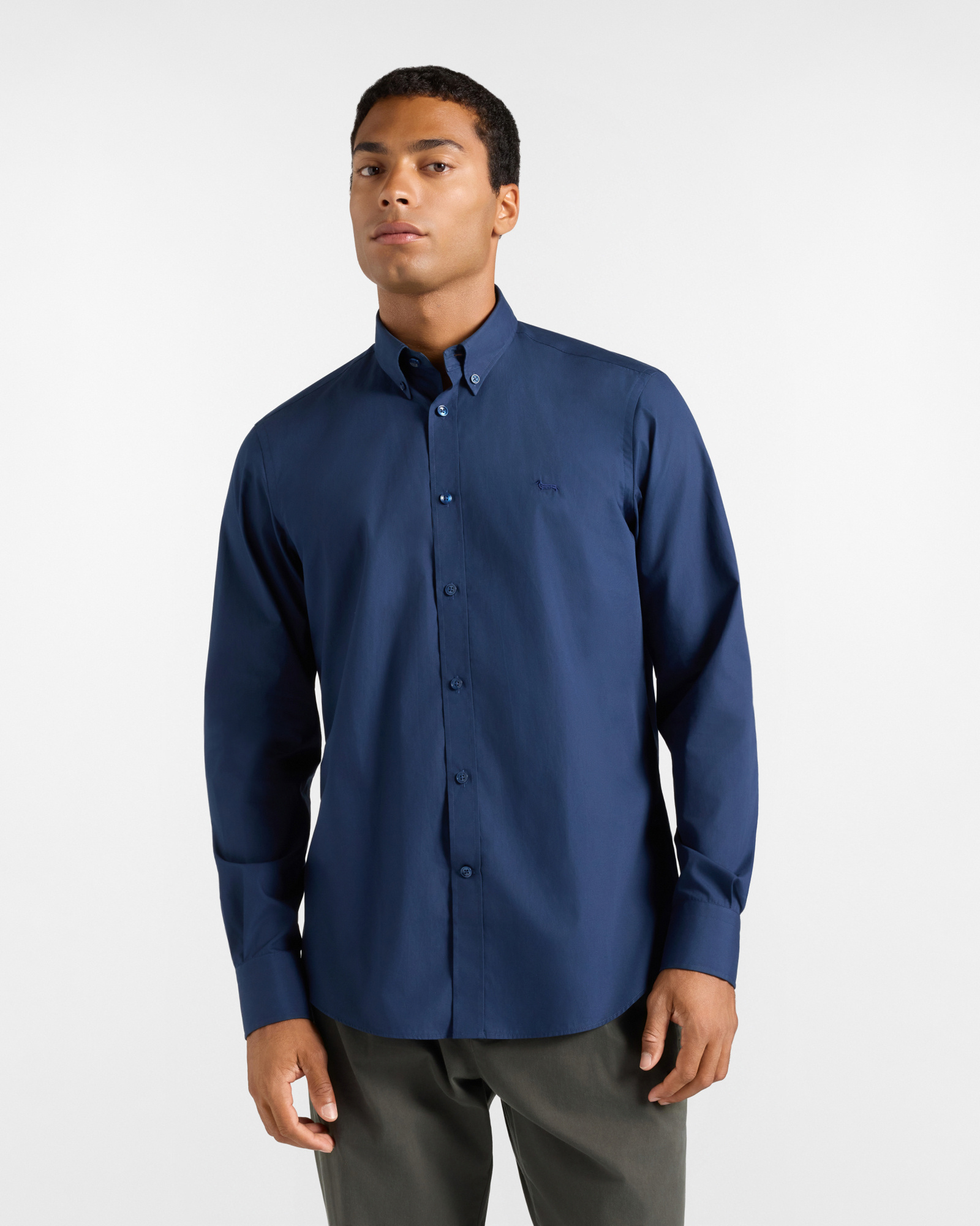 Men's regular-fit dark blue poplin shirt