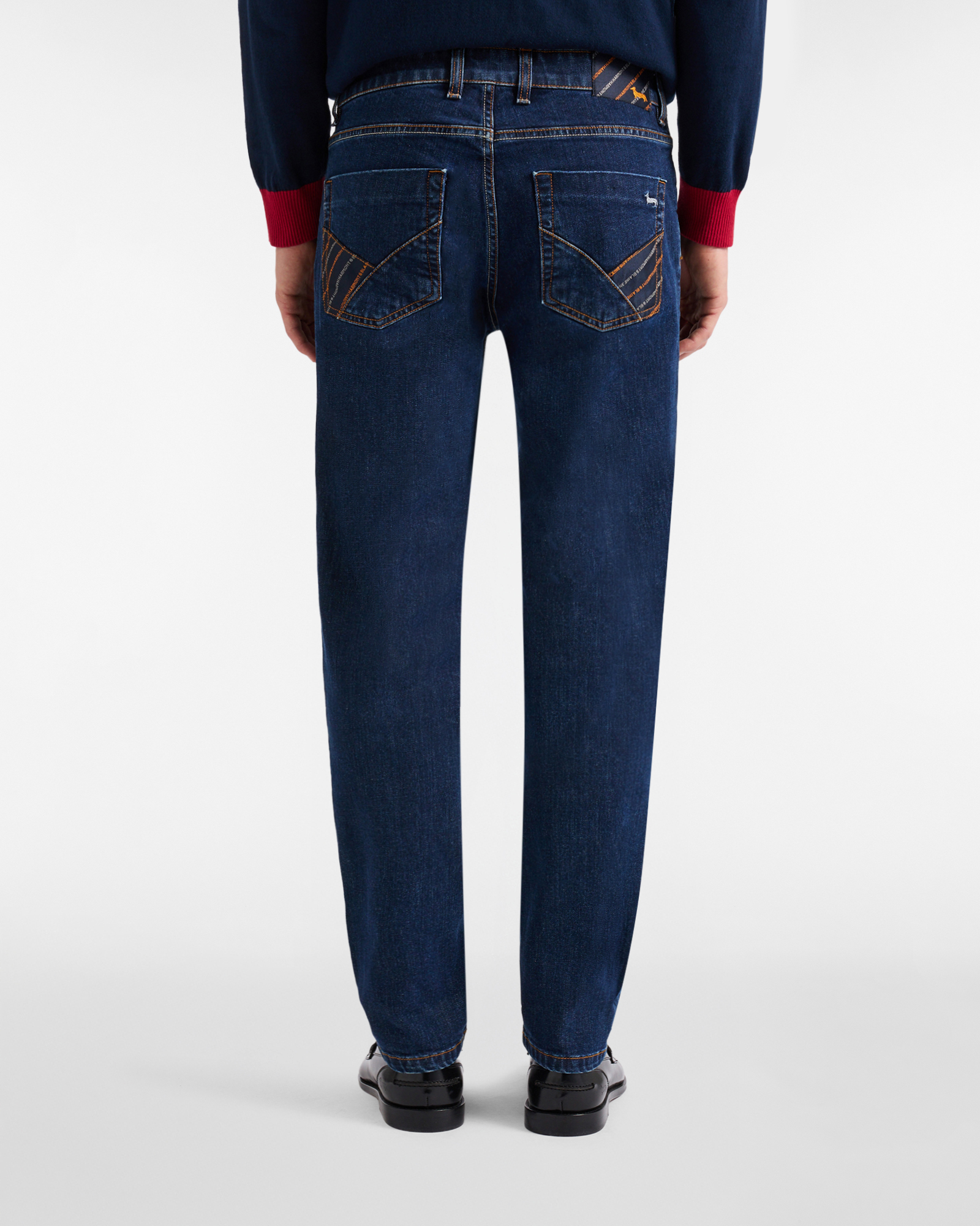 Jeans with personalized inserts