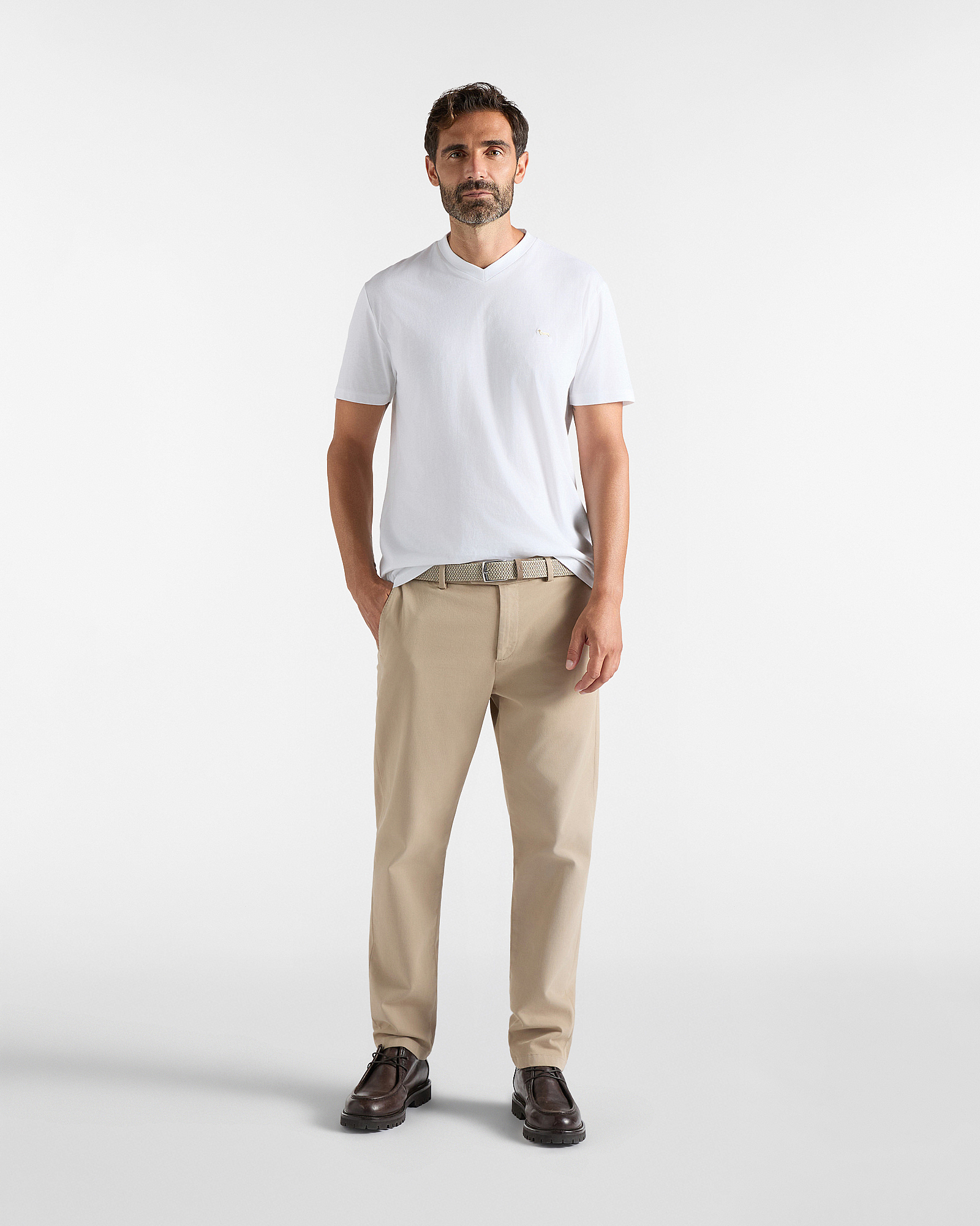 Men's regular-fit V-neck T-shirt in 100% pure cotton, WHITE, large image number 3