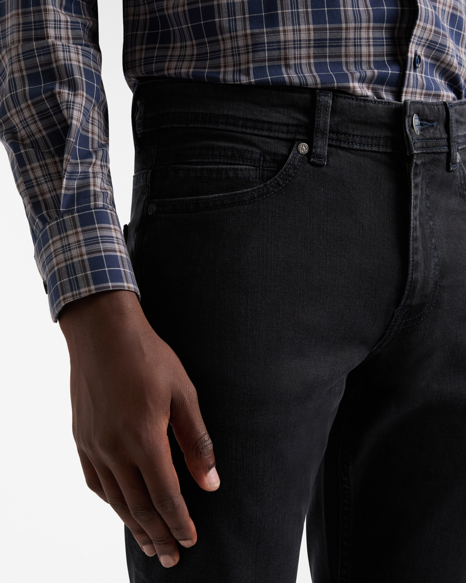 Five-Pocket Narrow Fit Jeans in Stretch Denim, Black, large image number 2