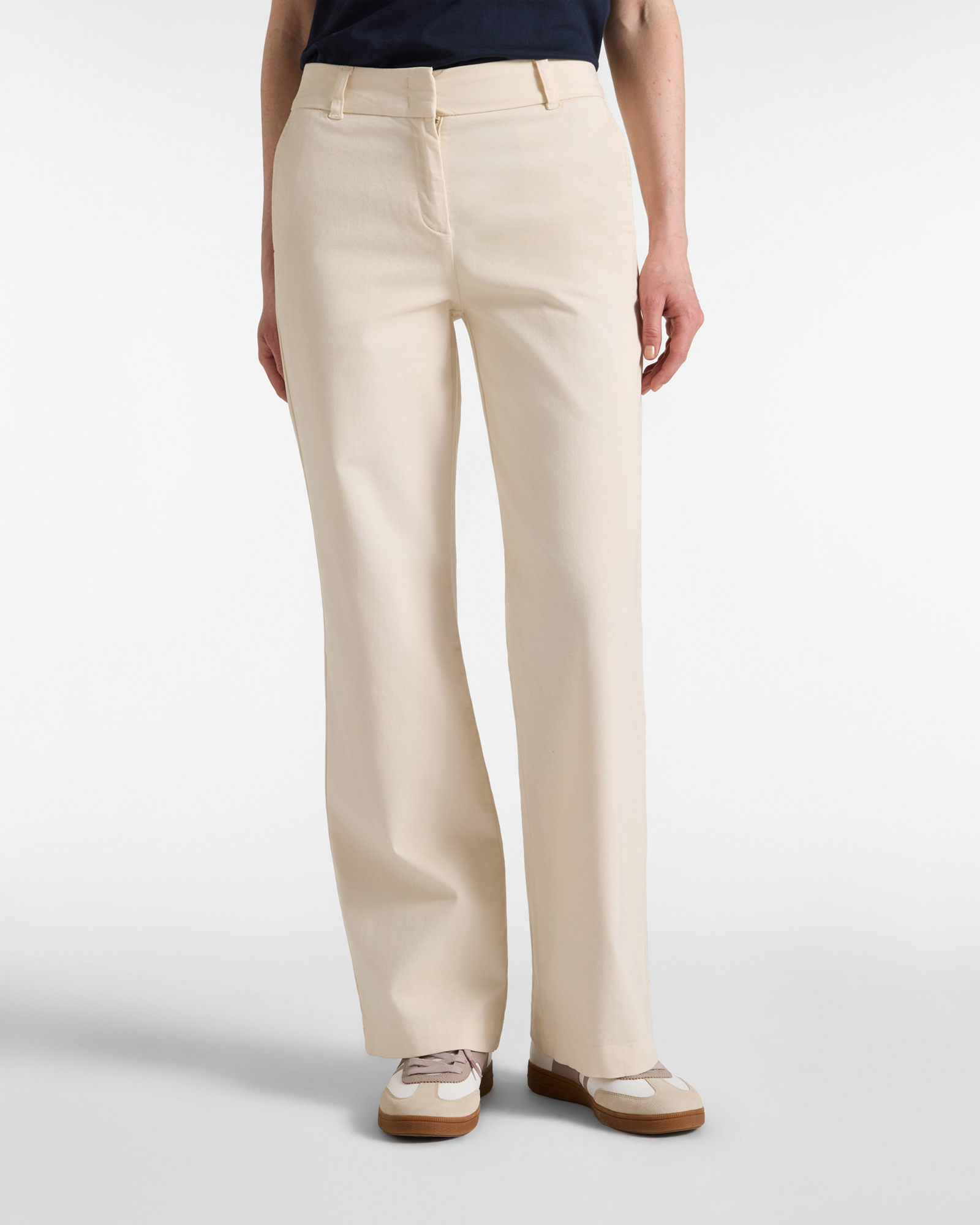 Women&rsquo;s beige stretch cotton chino trousers