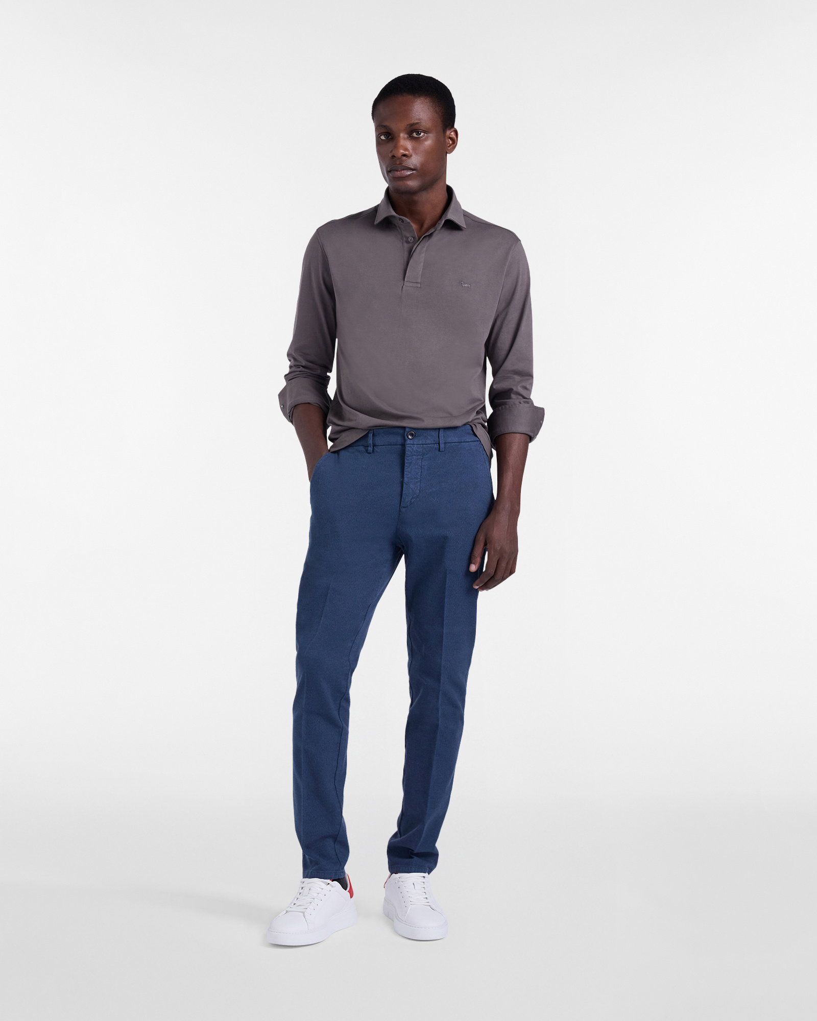 Chino Trousers in Gabardine, Dark Lavander, large image number 3