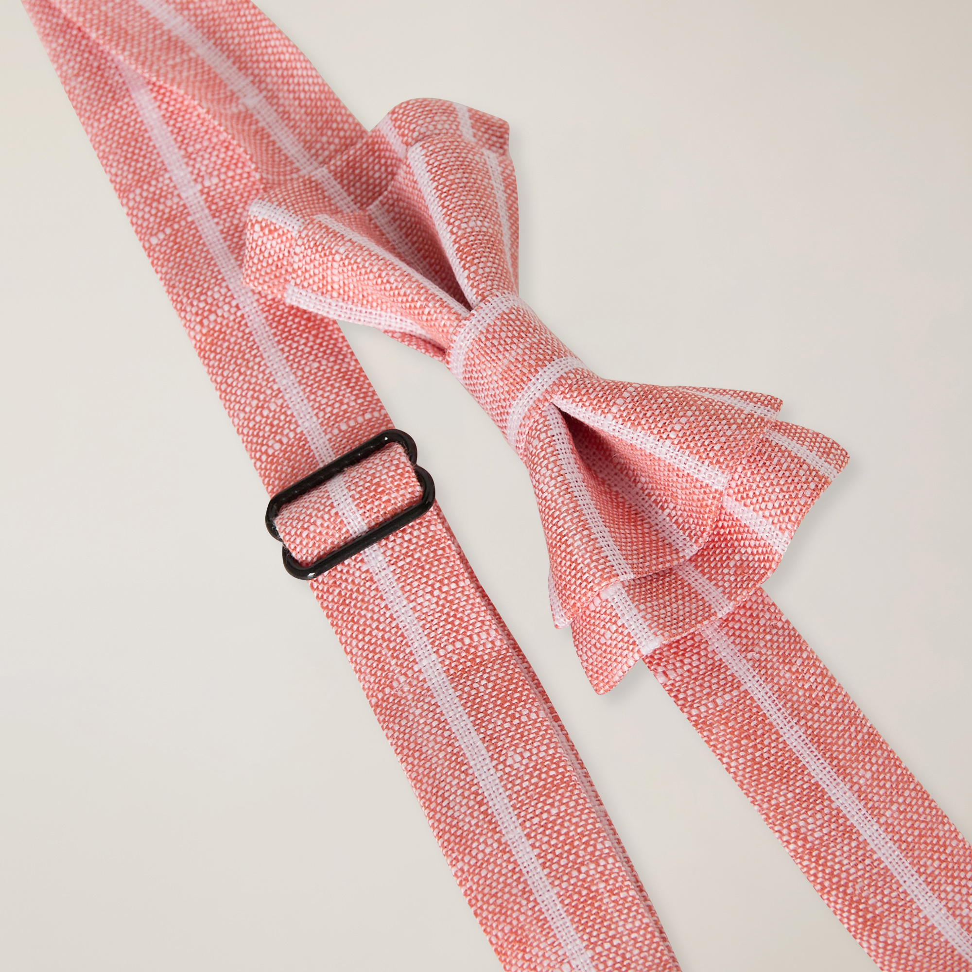 Striped linen bow tie, Dark Pink, large image number 1