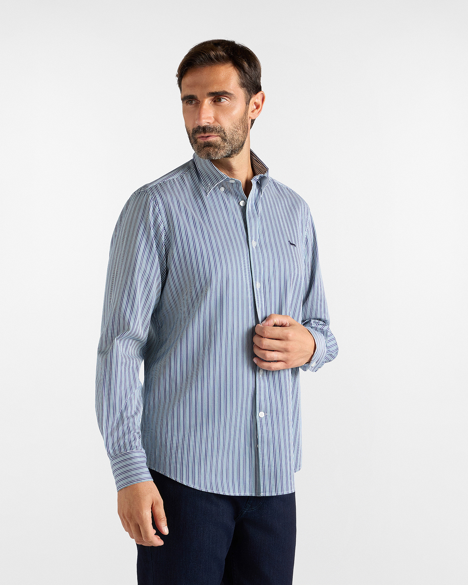 Men's regular-fit light green yarn-dyed twill shirt with stripes