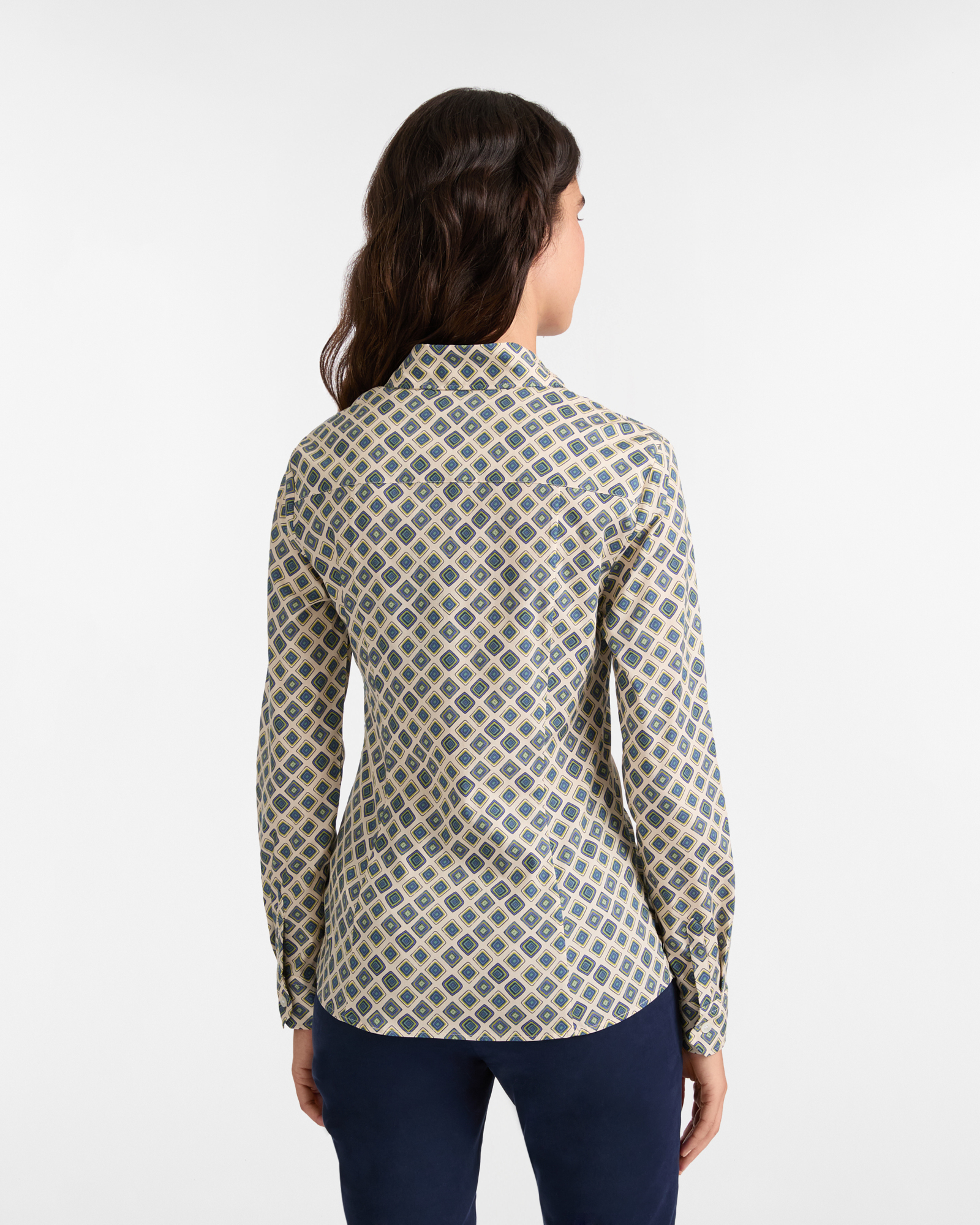 Slim Fit Shirt with Darts and Diamond Print