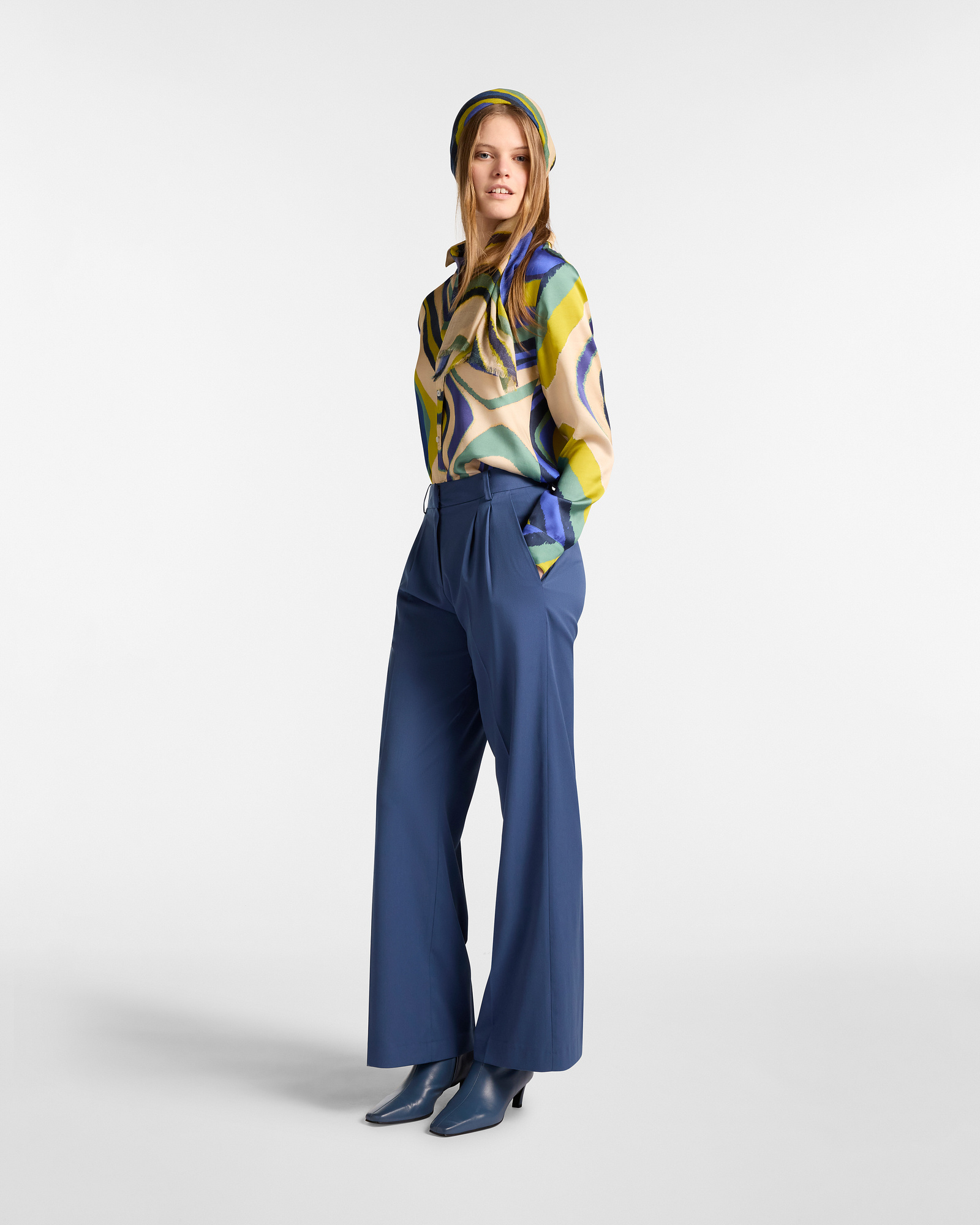 Soft Pleated Trousers, Bluette, large image number 3