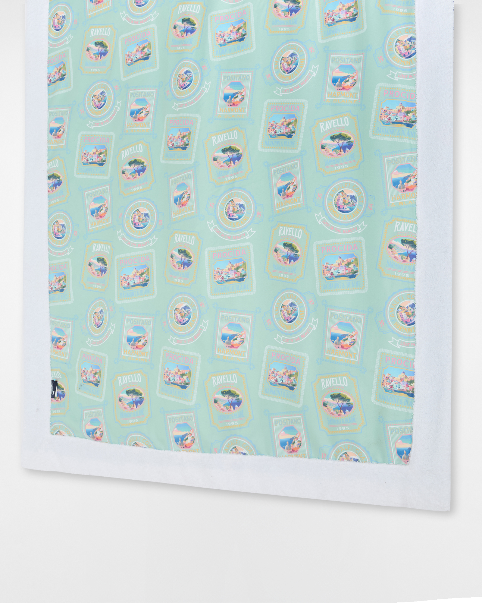 Postcard capsule beach towel, Green, large image number 2