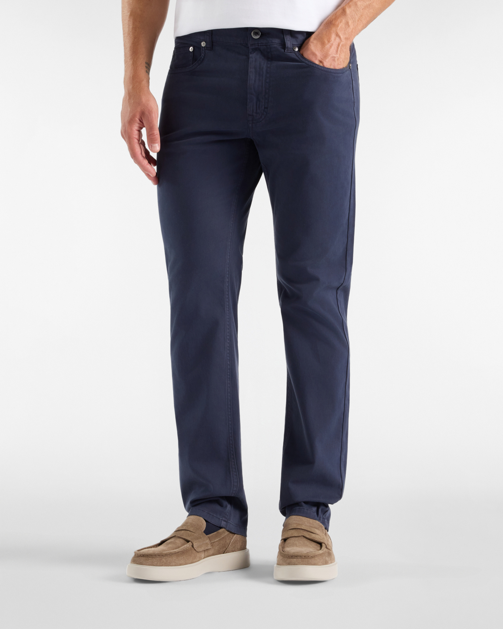 Men&rsquo;s narrow-fit dark blue stretch cotton 5-pocket jeans