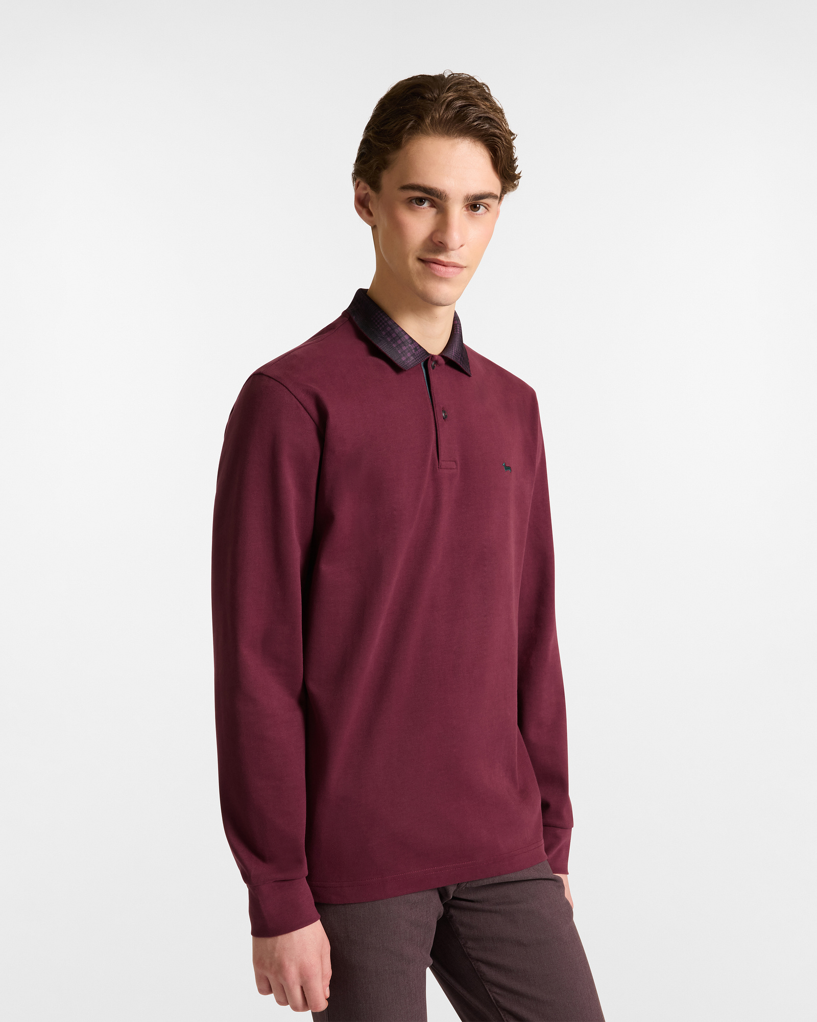 Polo mit kontrastierendem Kragen