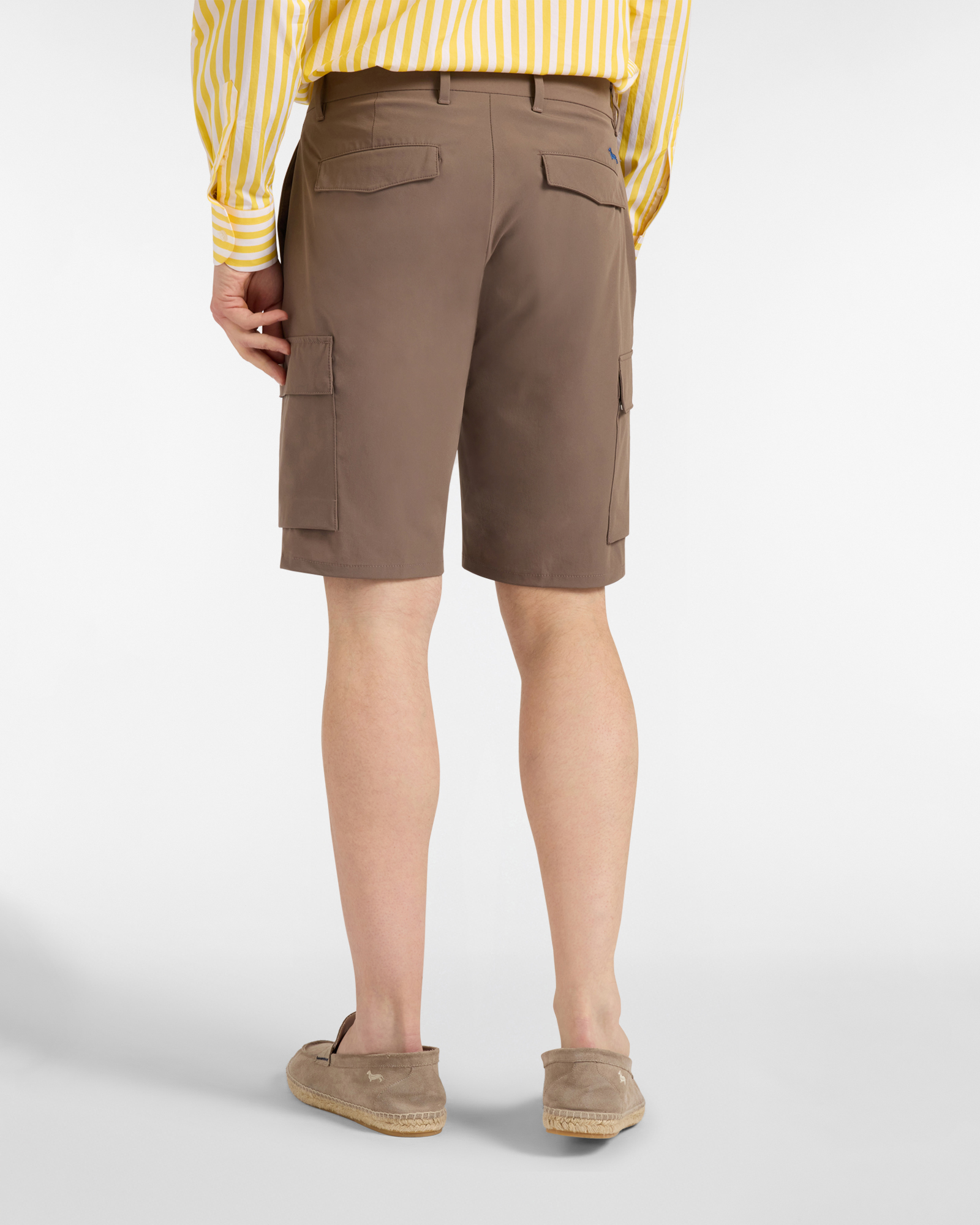 Men's cargo-style Bermuda shorts