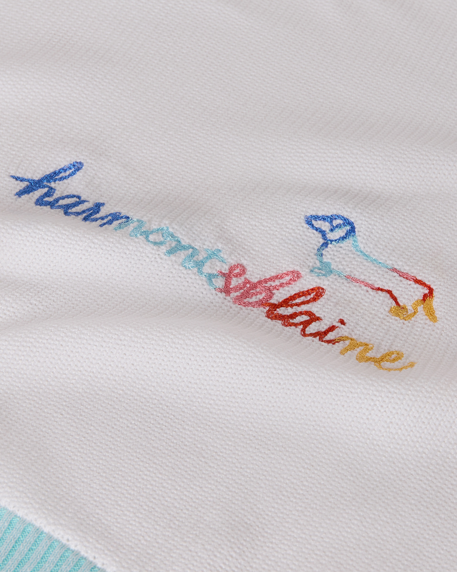 Yarn blanket with multicolor striped trims, White, large image number 1
