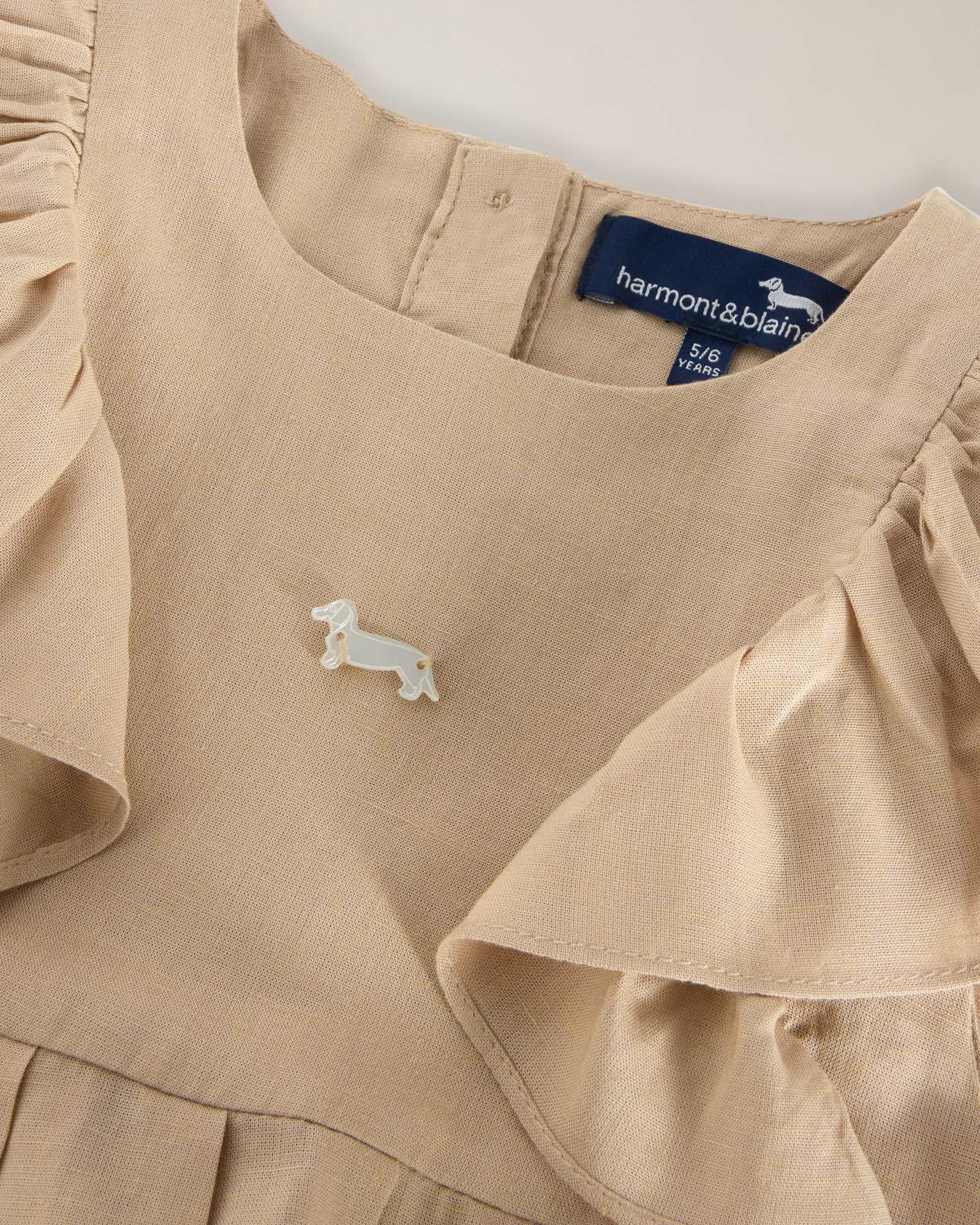 Linen blend blouse with ruffles and dachshund plaque, Beige, large image number 2