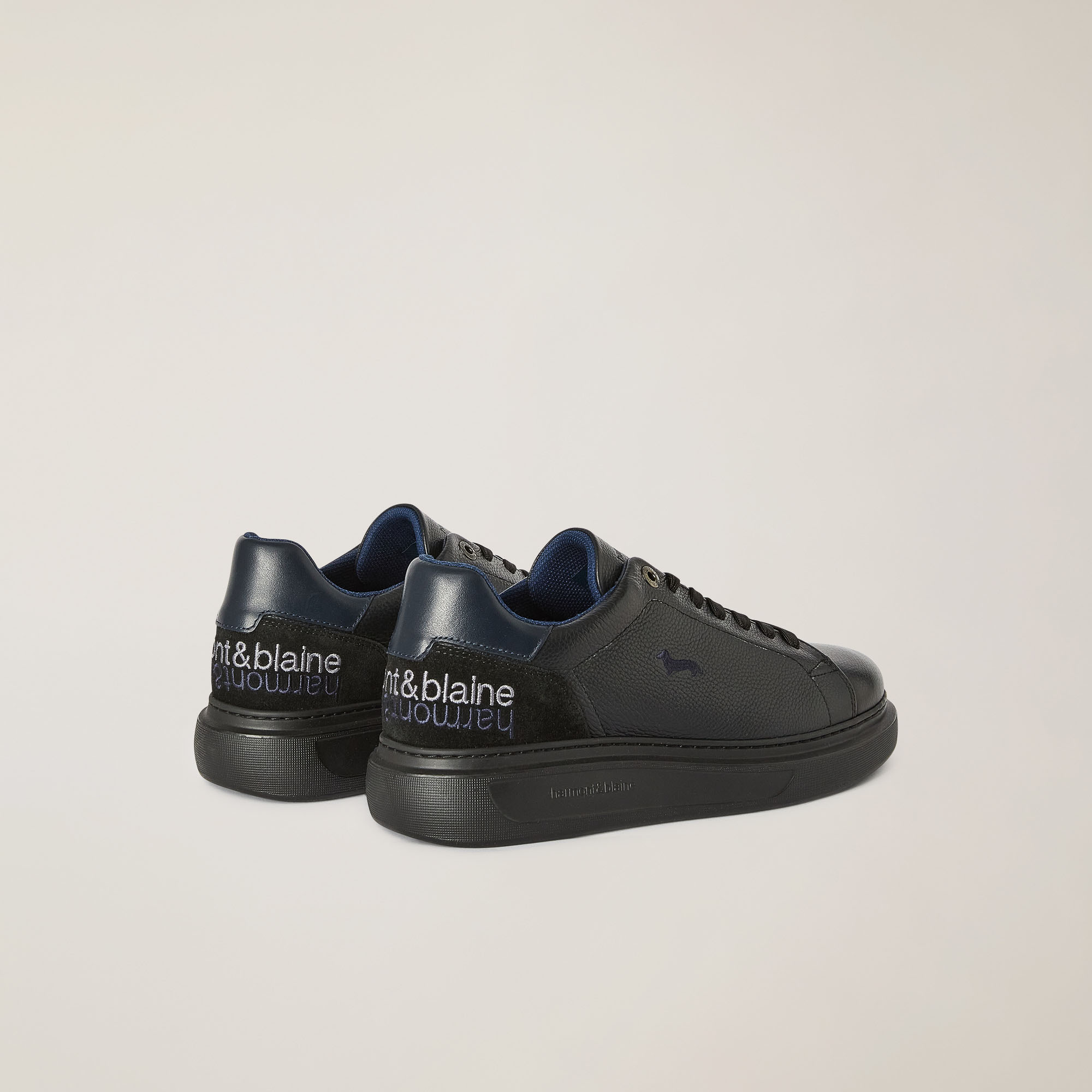 Sneaker In Vera Pelle Granulata, Nero, large image number 2
