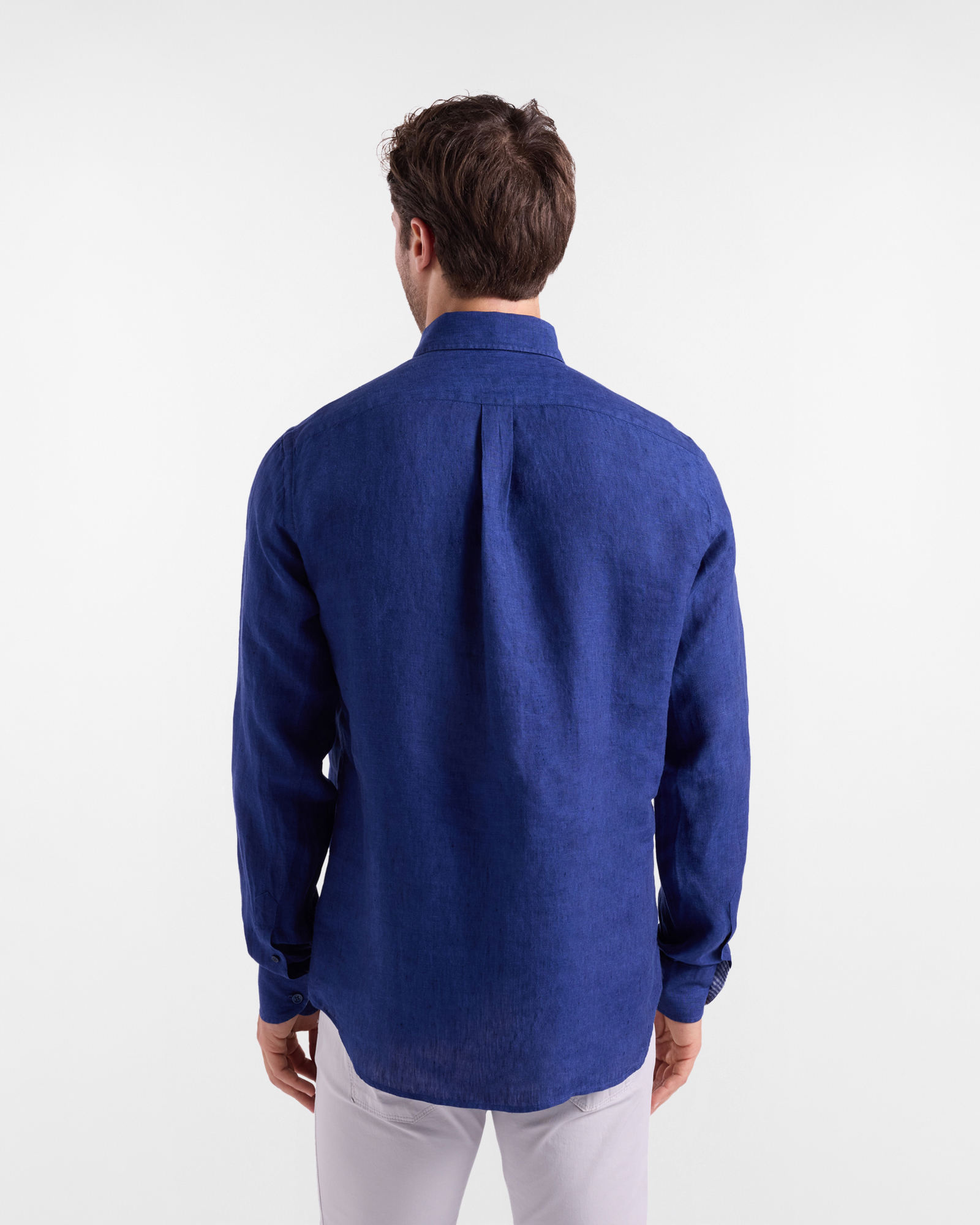 Men's linen shirt with chest pocket and pocket square