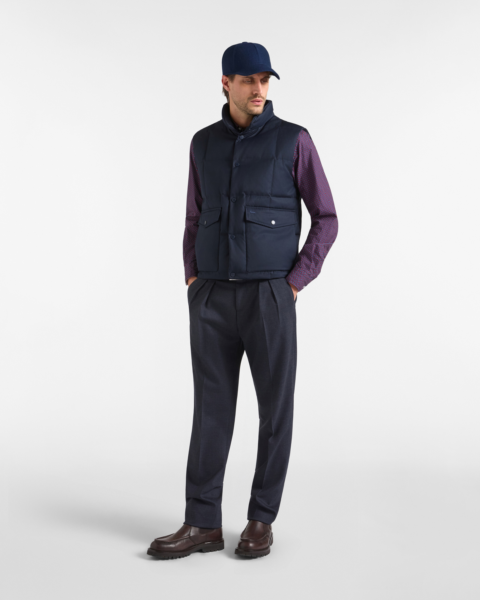 Men&rsquo;s padded waistcoat in technical wool blend, NAVY BLUE, large